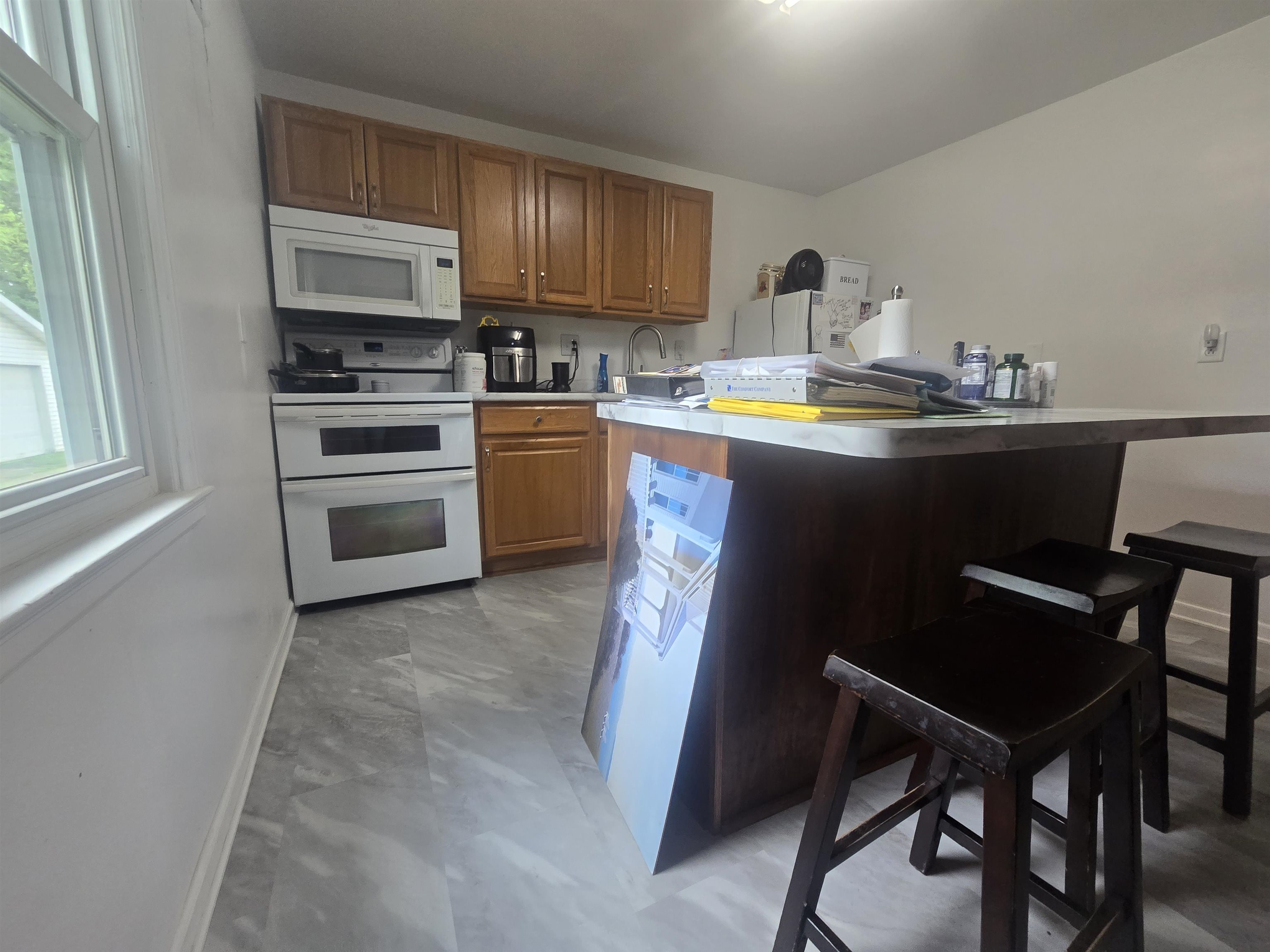 2066 E Bristol Road Property Photo 4