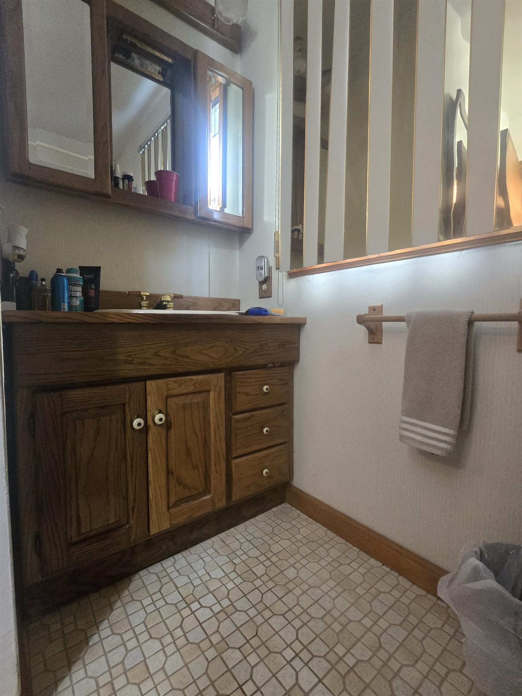 2066 E Bristol Road Property Photo 6