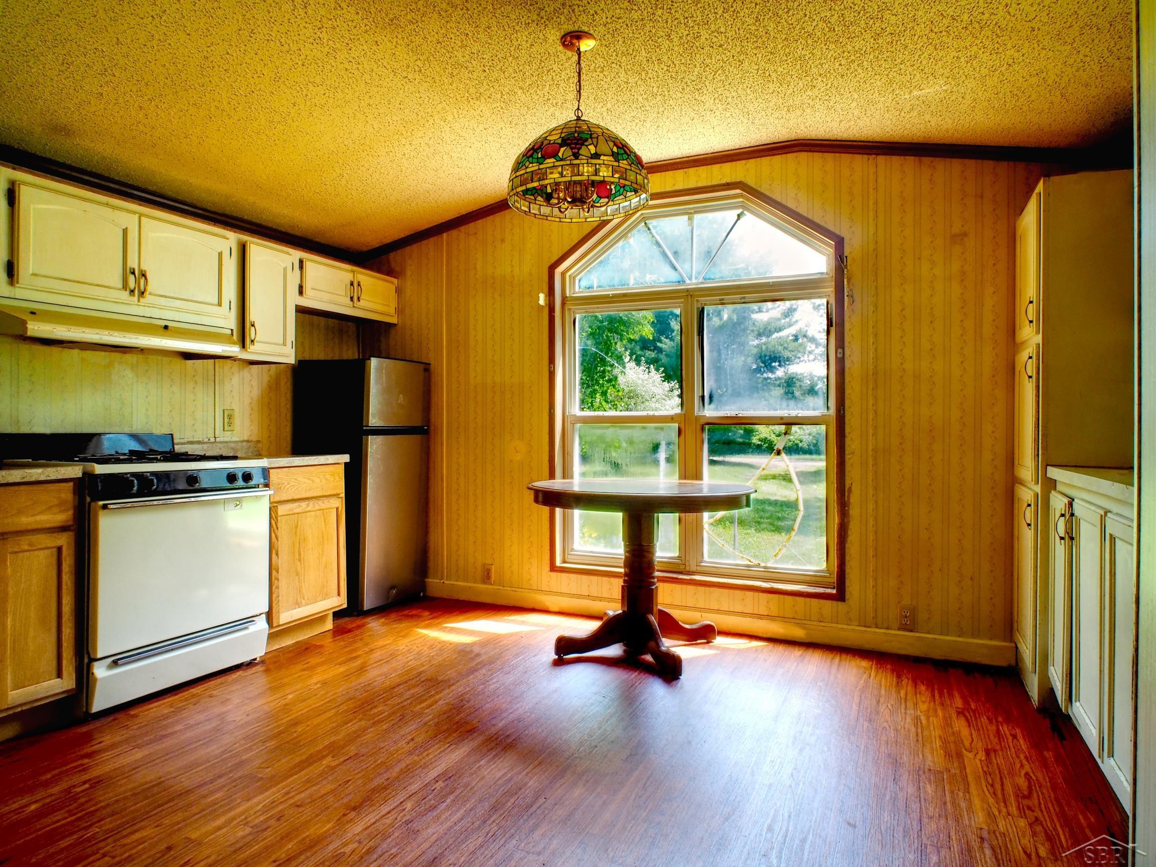1128 Rashelle Drive Property Photo 6