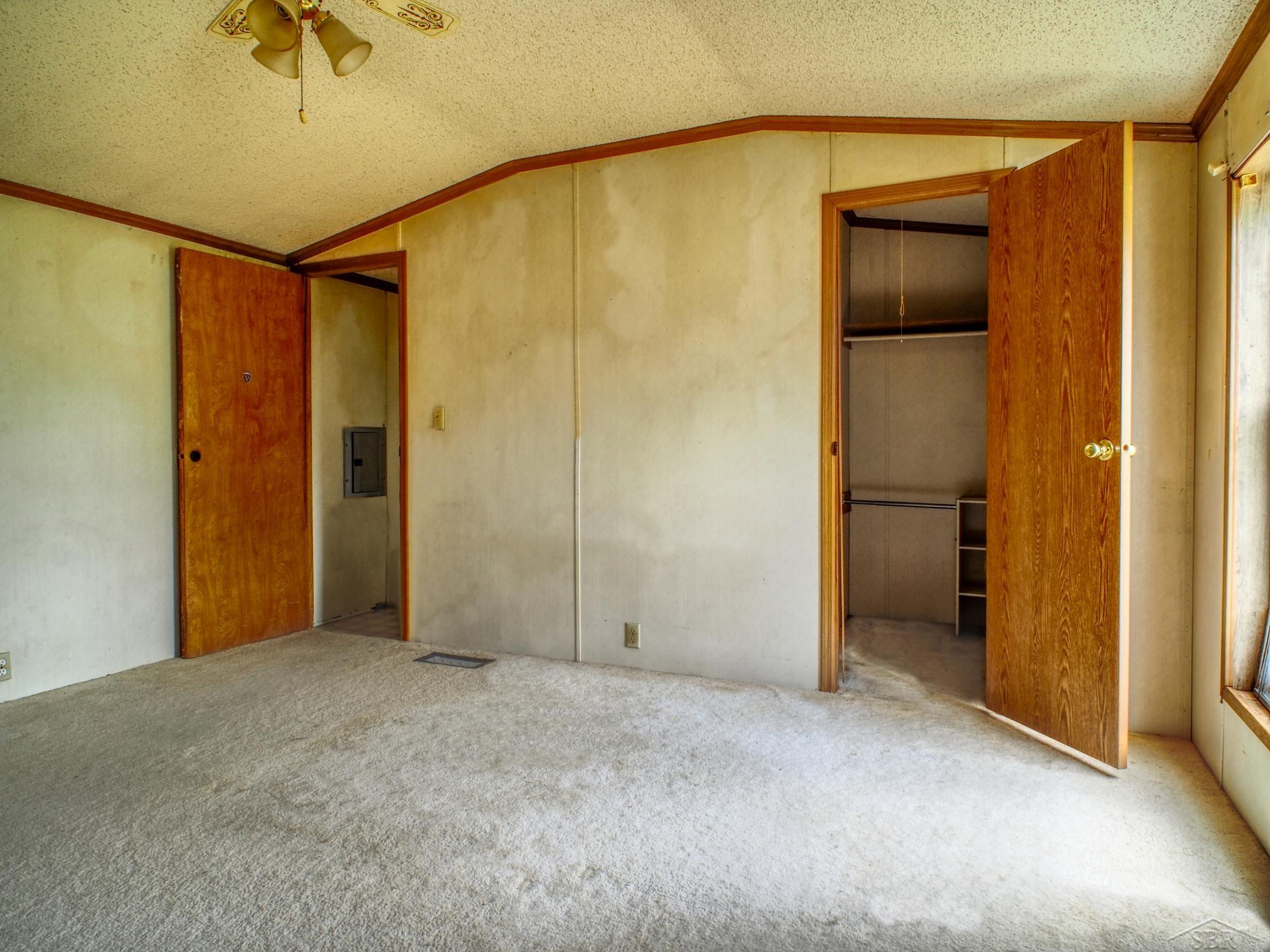 1128 Rashelle Drive Property Photo 16