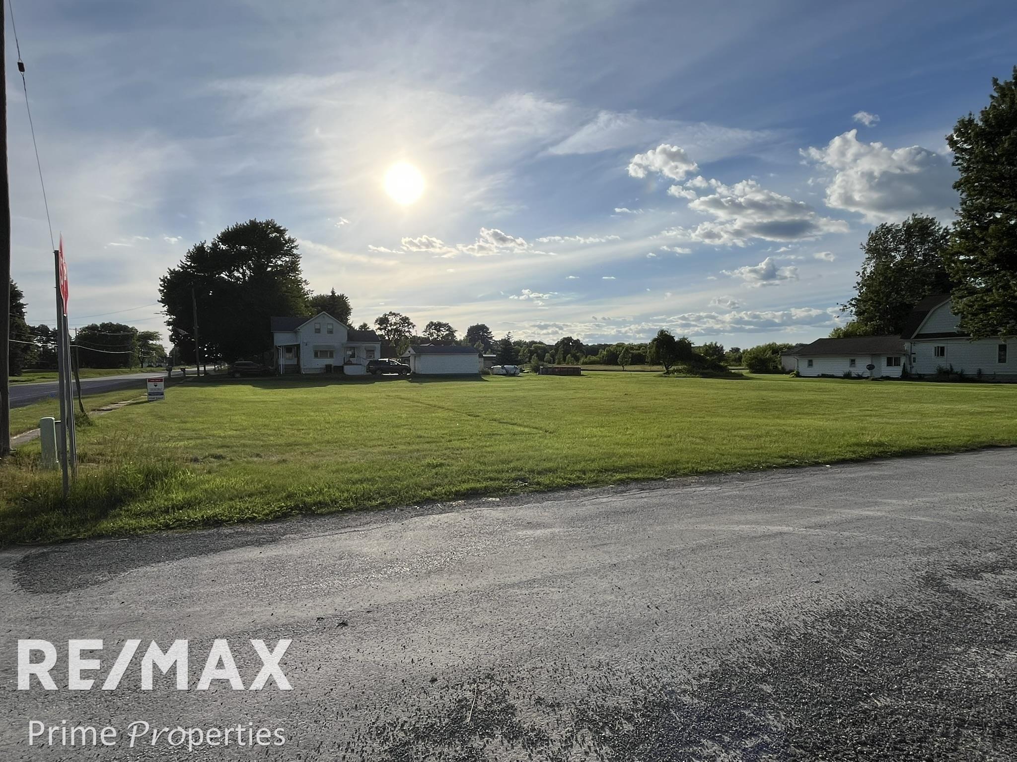 00 Madajski Road Property Photo 2