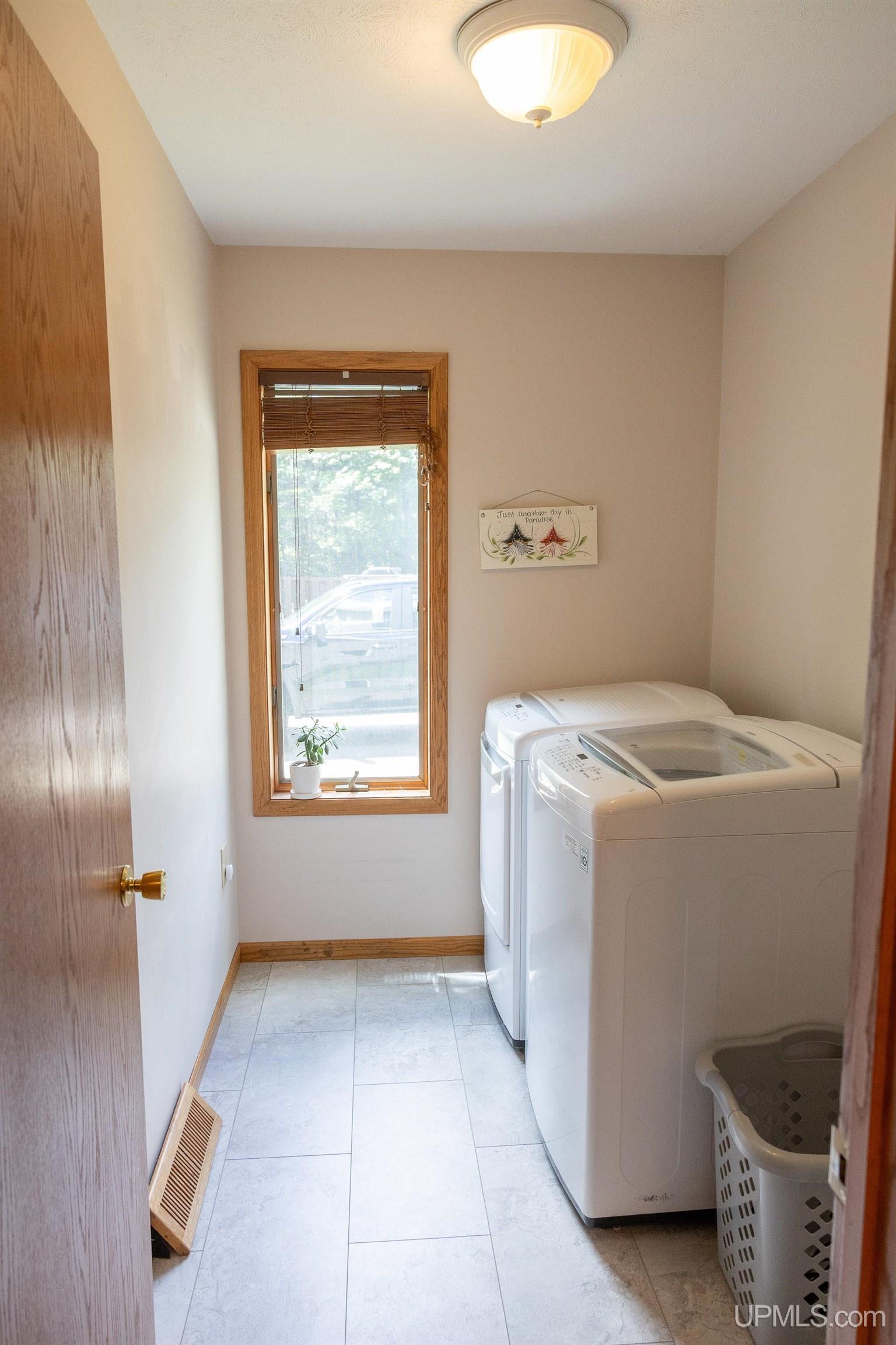 935 W Orianna Drive Property Photo 35