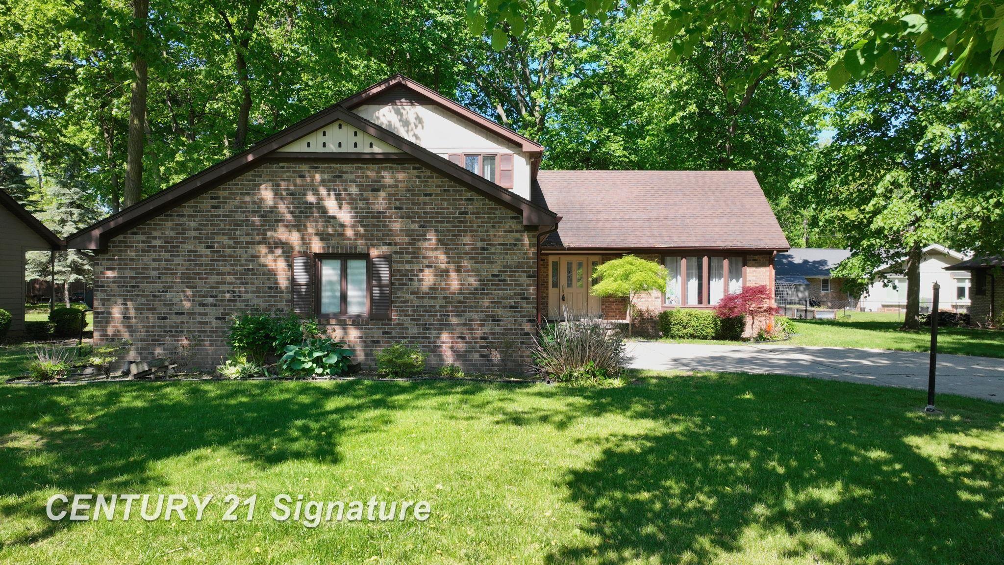 2765 Clairmount Drive Property Photo 4