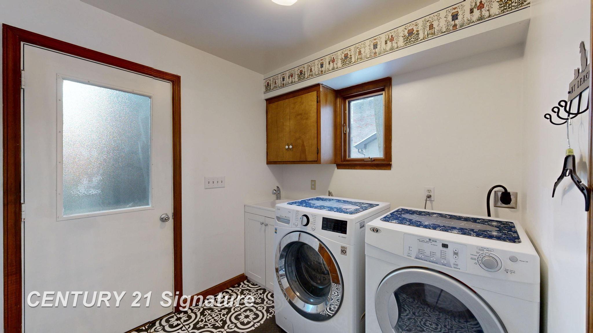 2765 Clairmount Drive Property Photo 25