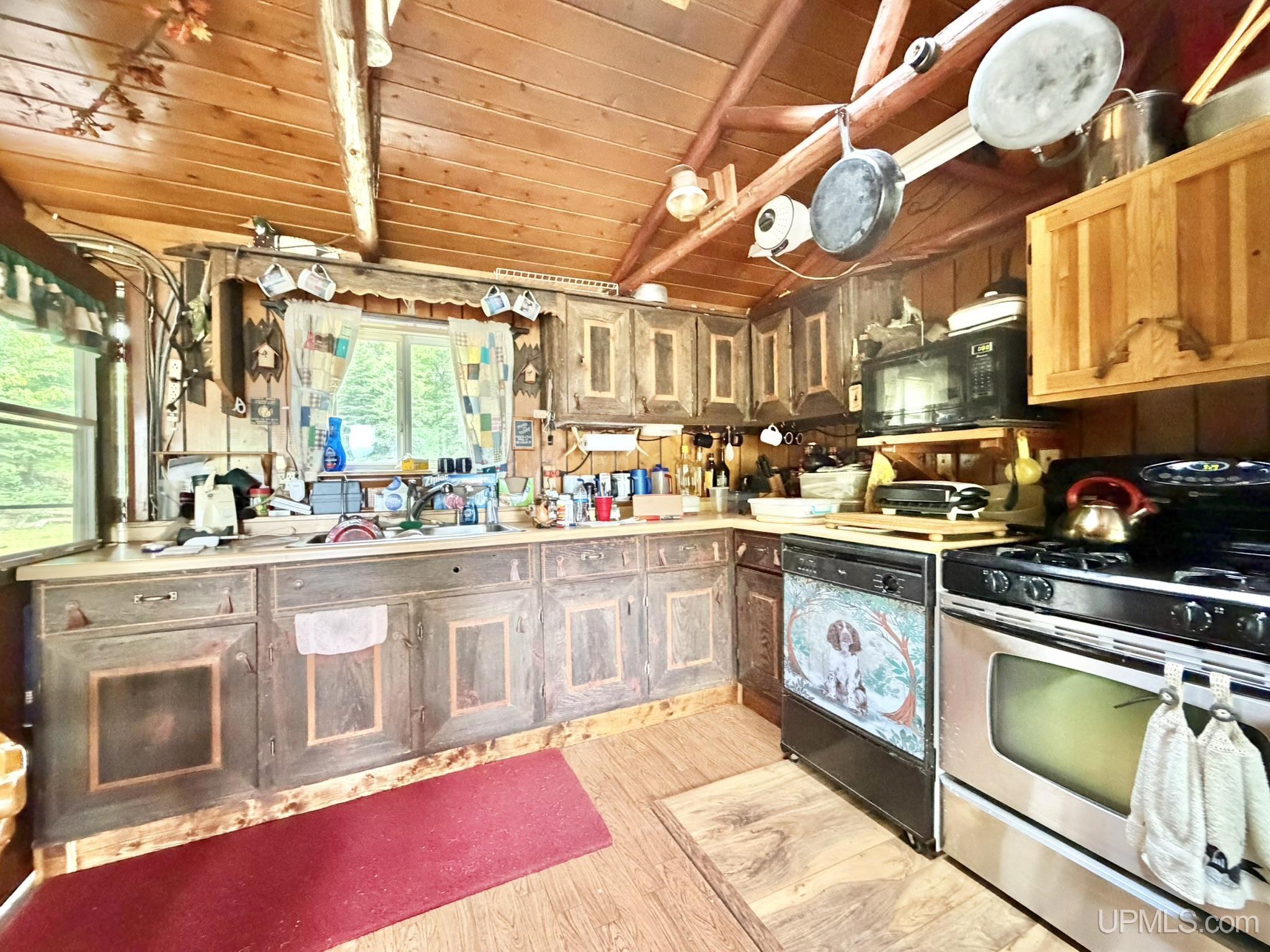 N7667 Camp Three Road Property Photo 4