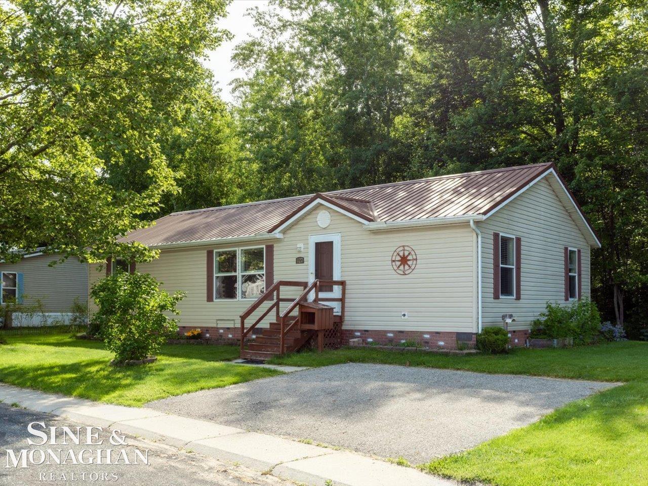 127 Hidden Springs Street Property Photo 1