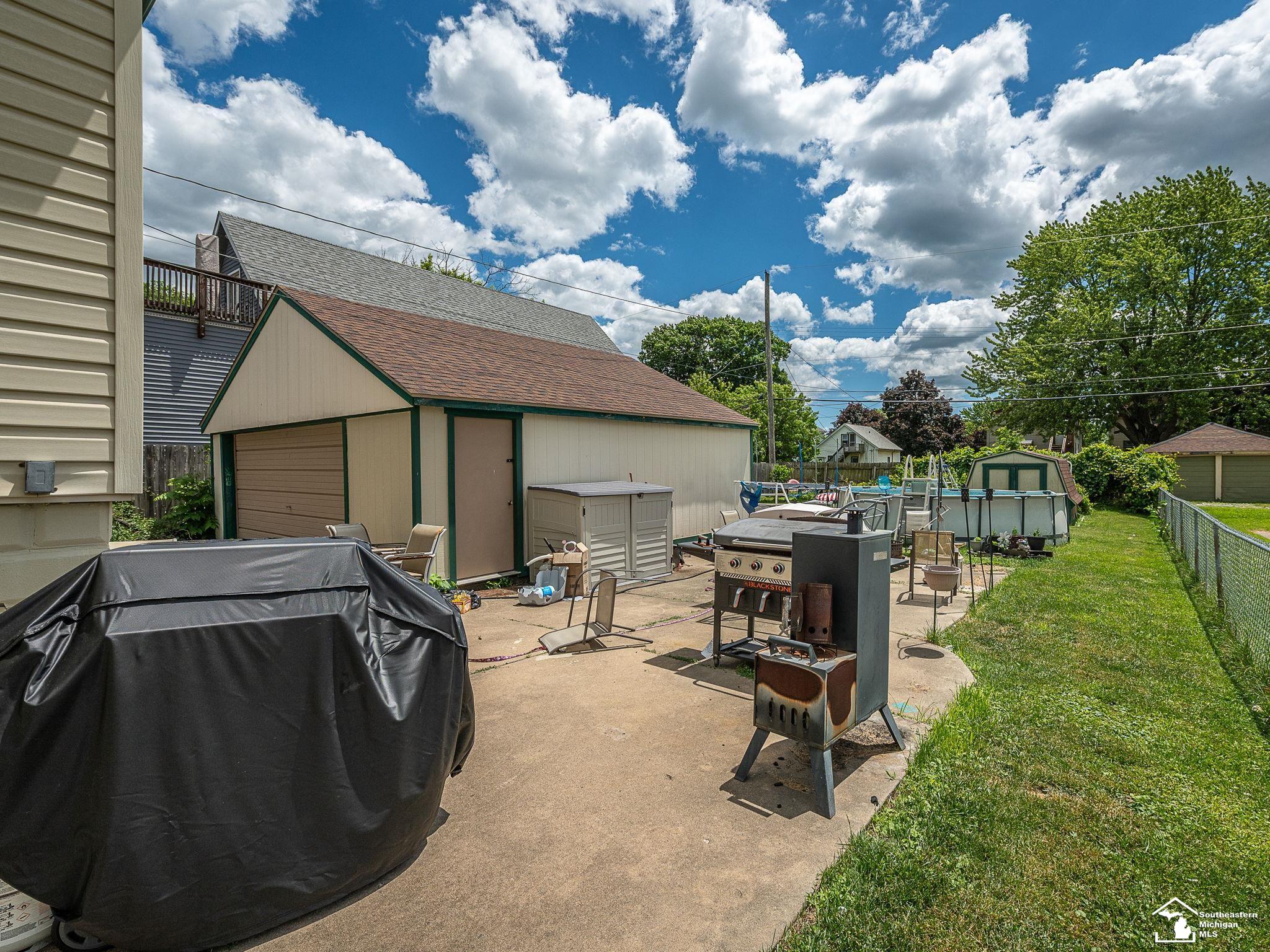 857 Plum Street Property Photo 24
