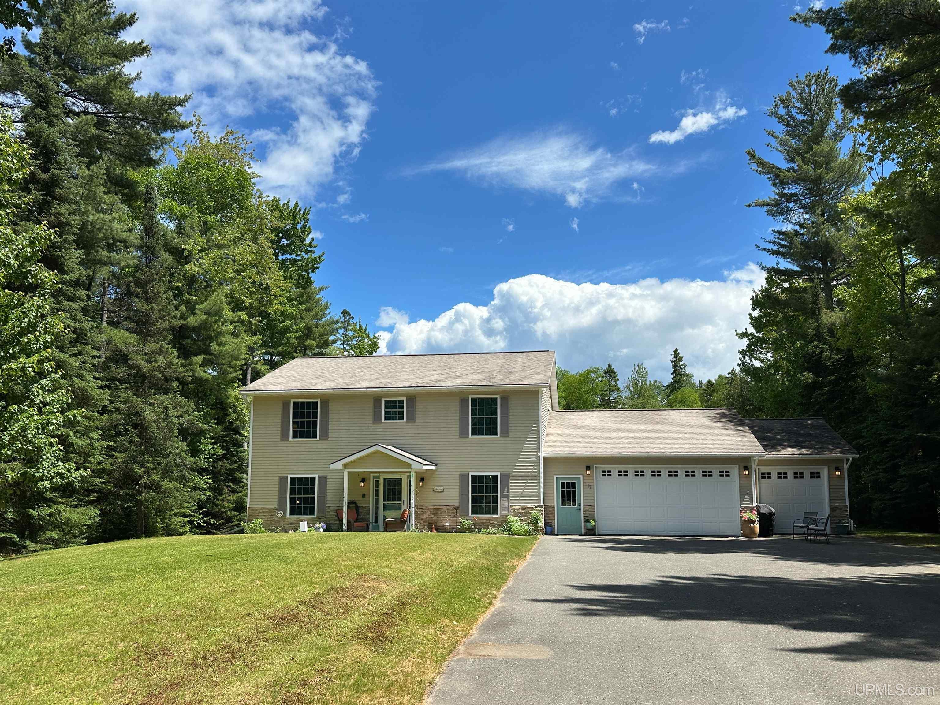 117 Autumn Trail Property Photo 1