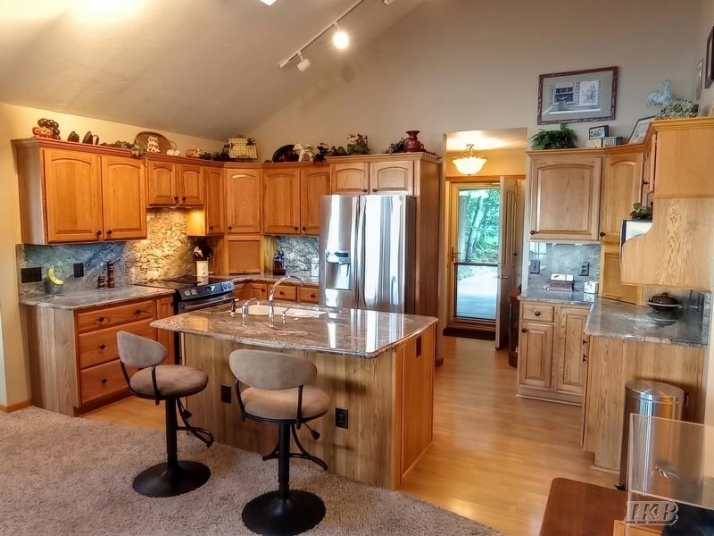 4837 Buxton Court Property Photo 13