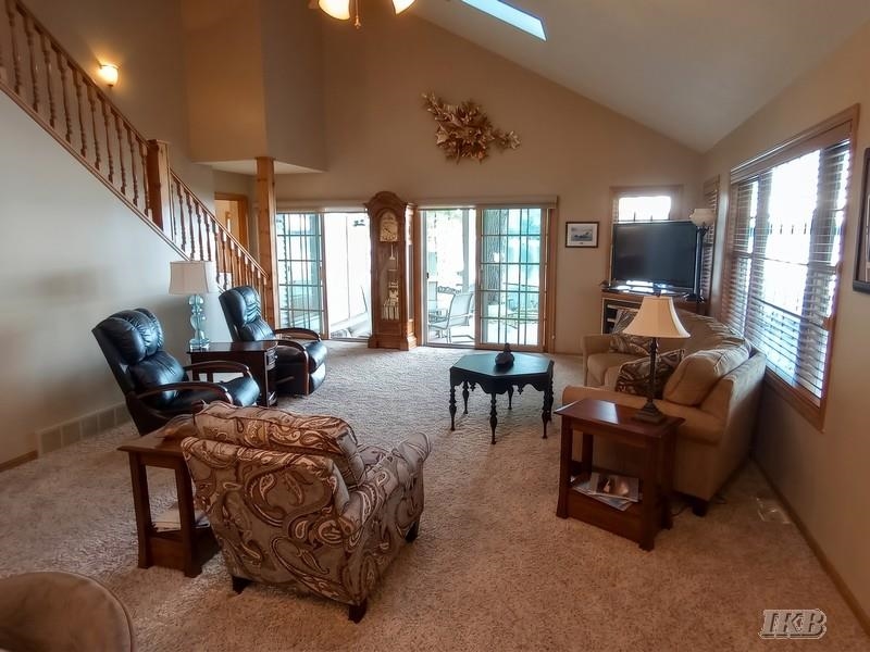 4837 Buxton Court Property Photo 17