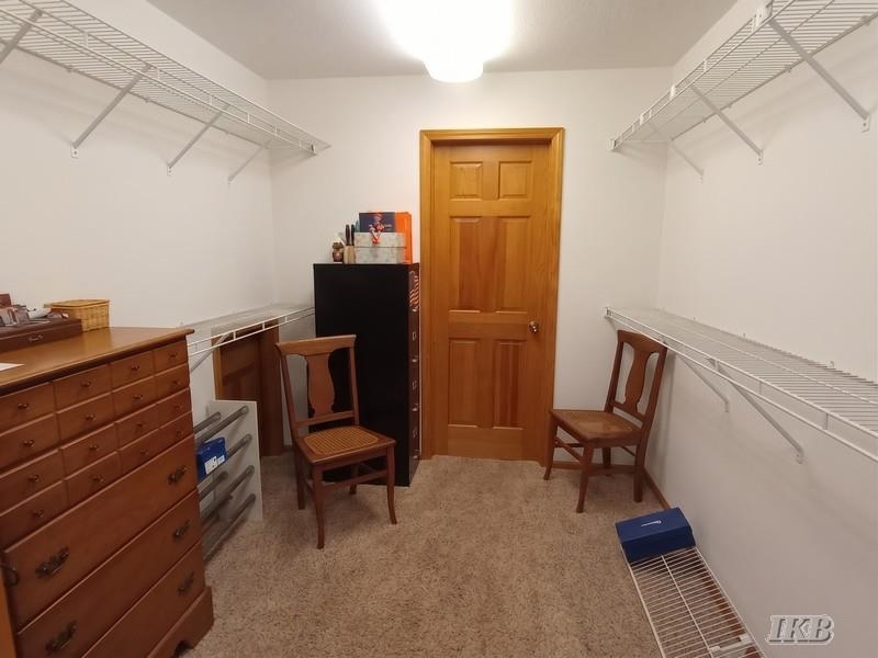 4837 Buxton Court Property Photo 27
