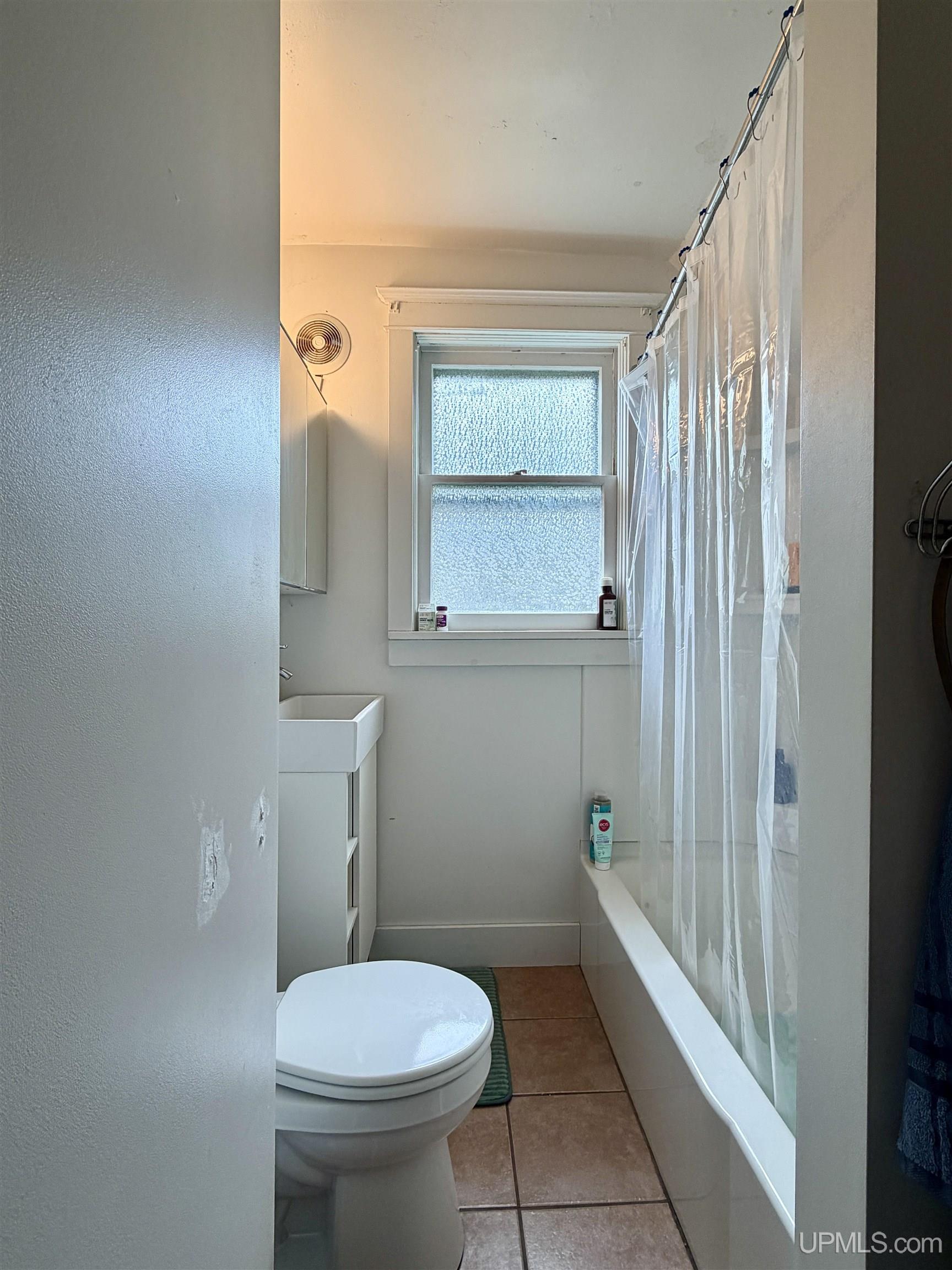 803 Elm Street Property Photo 10
