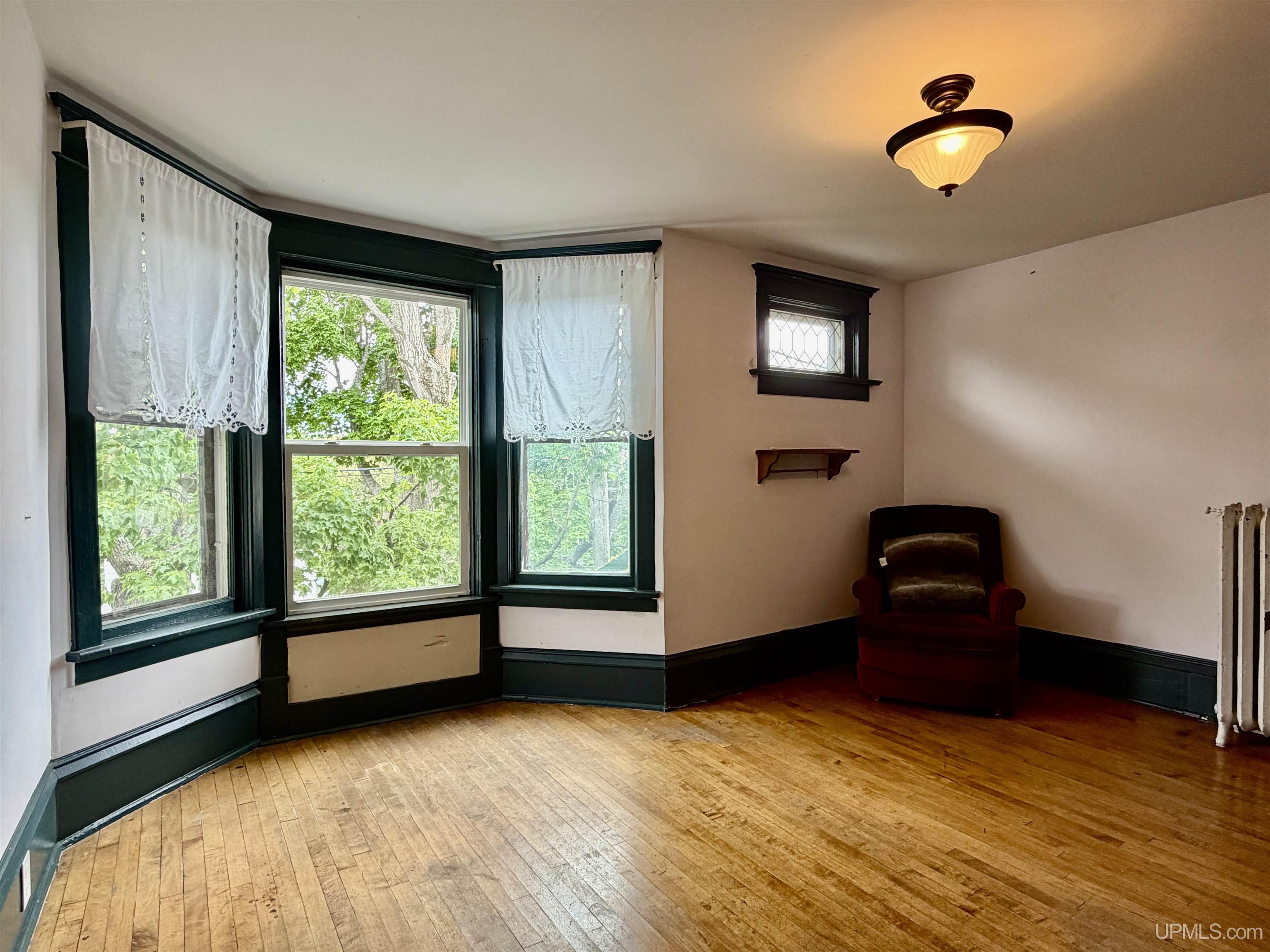 803 Elm Street Property Photo 15