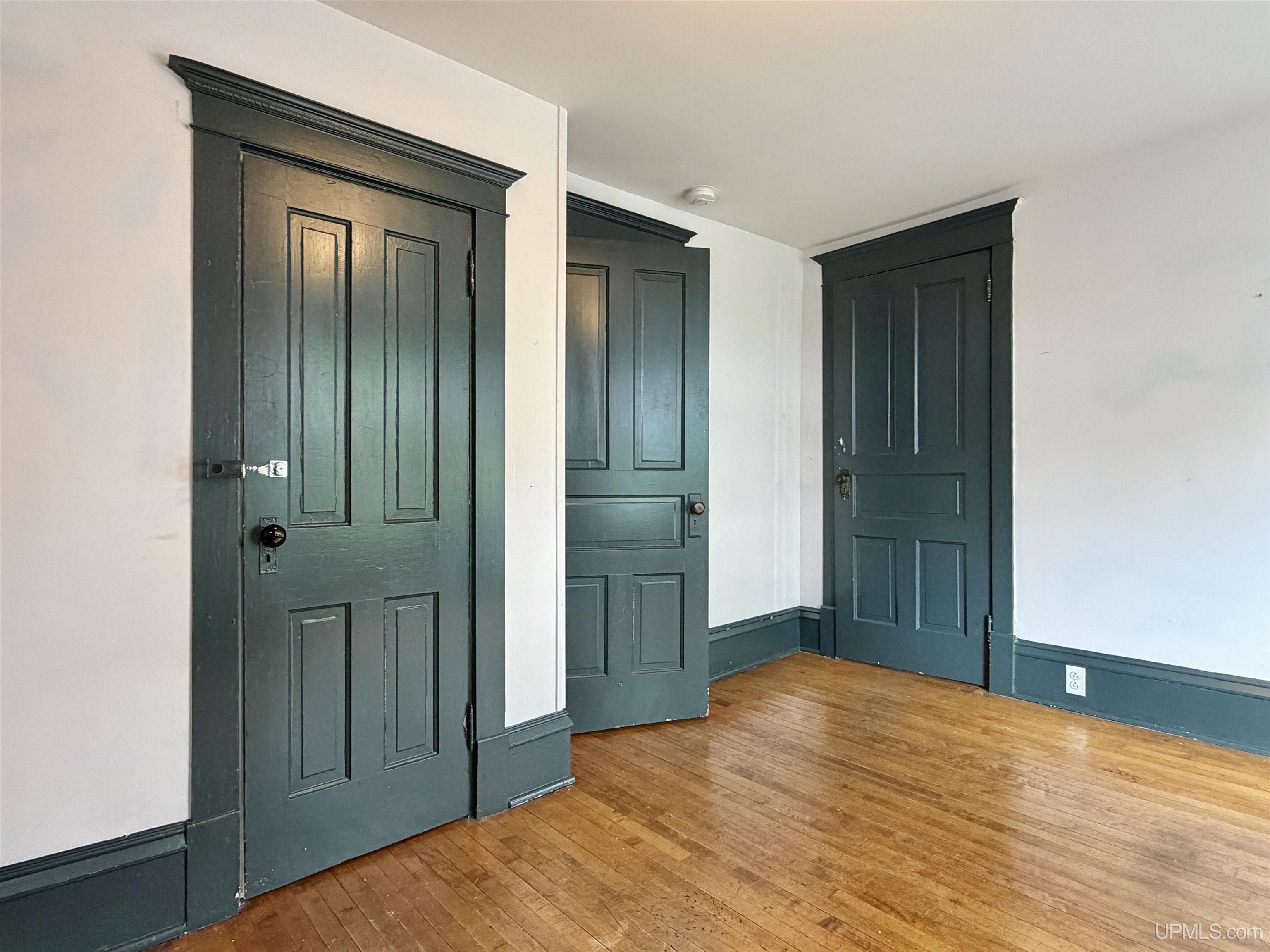 803 Elm Street Property Photo 16