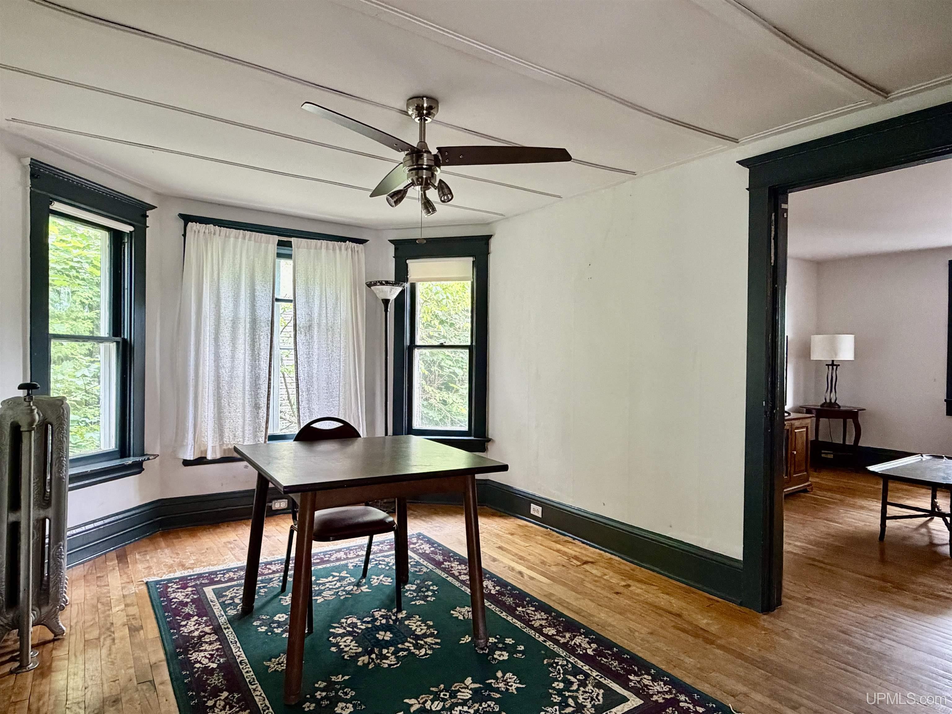 803 Elm Street Property Photo 19