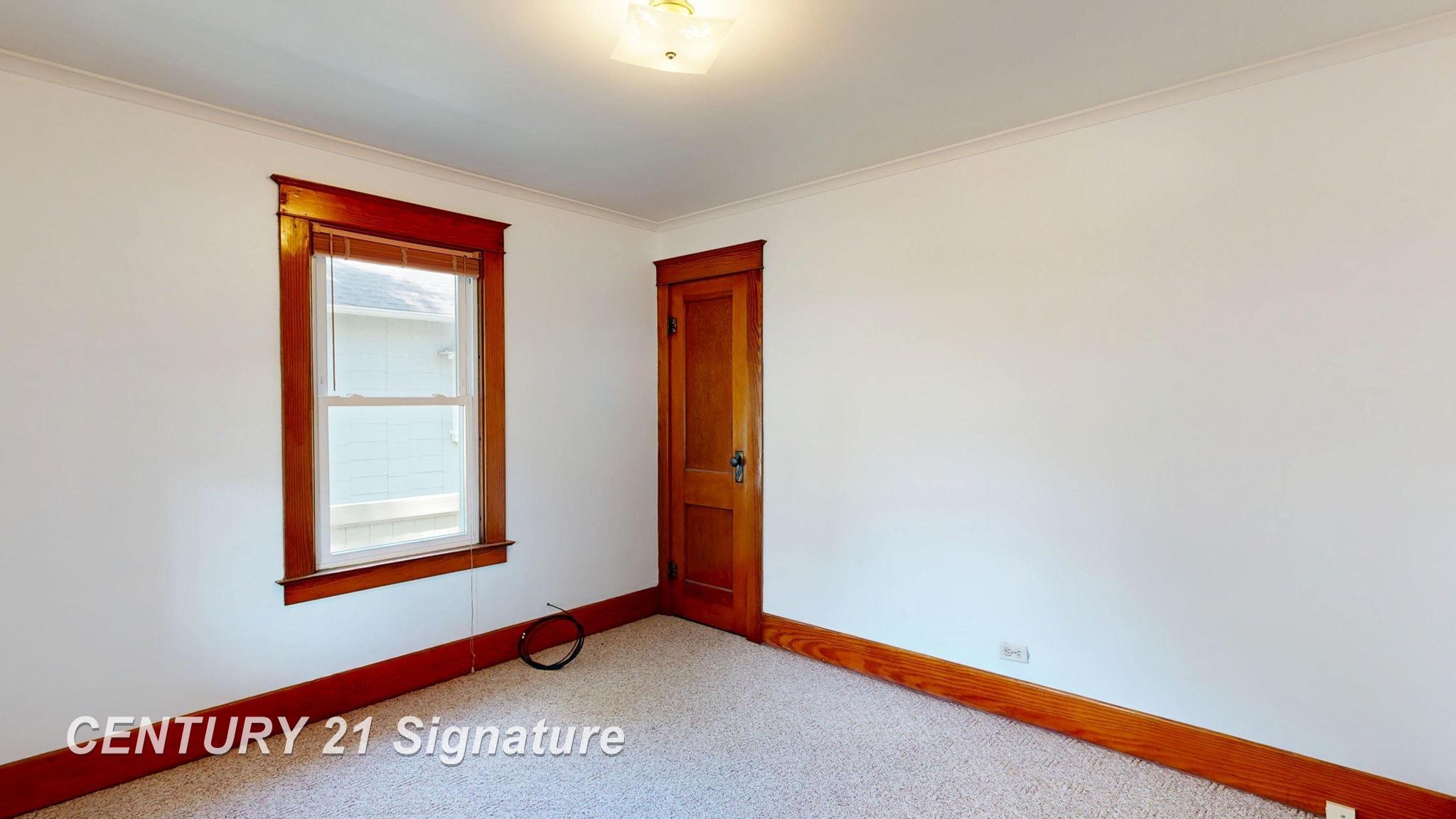 1548 Maine Street Property Photo 13