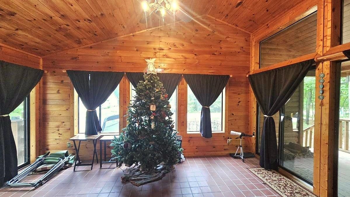 4911 Princess Way Property Photo 20