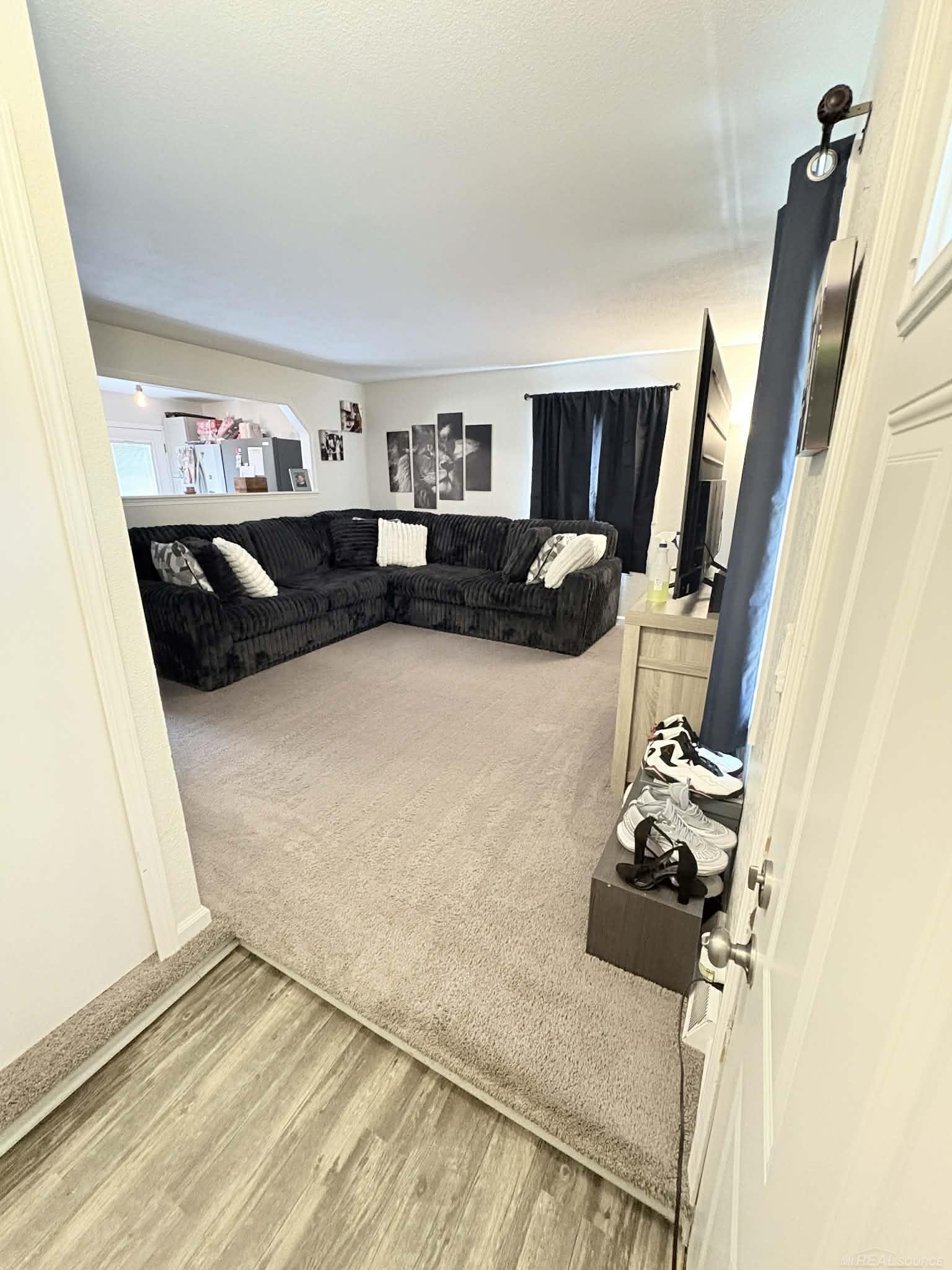 8181 Bray Road Property Photo 14