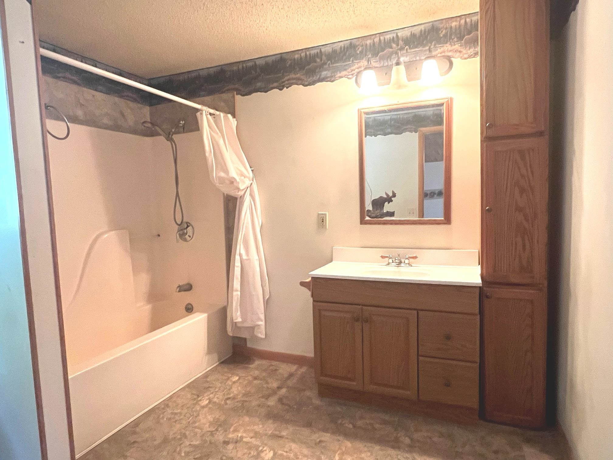 305 N Beverly Drive Property Photo 15