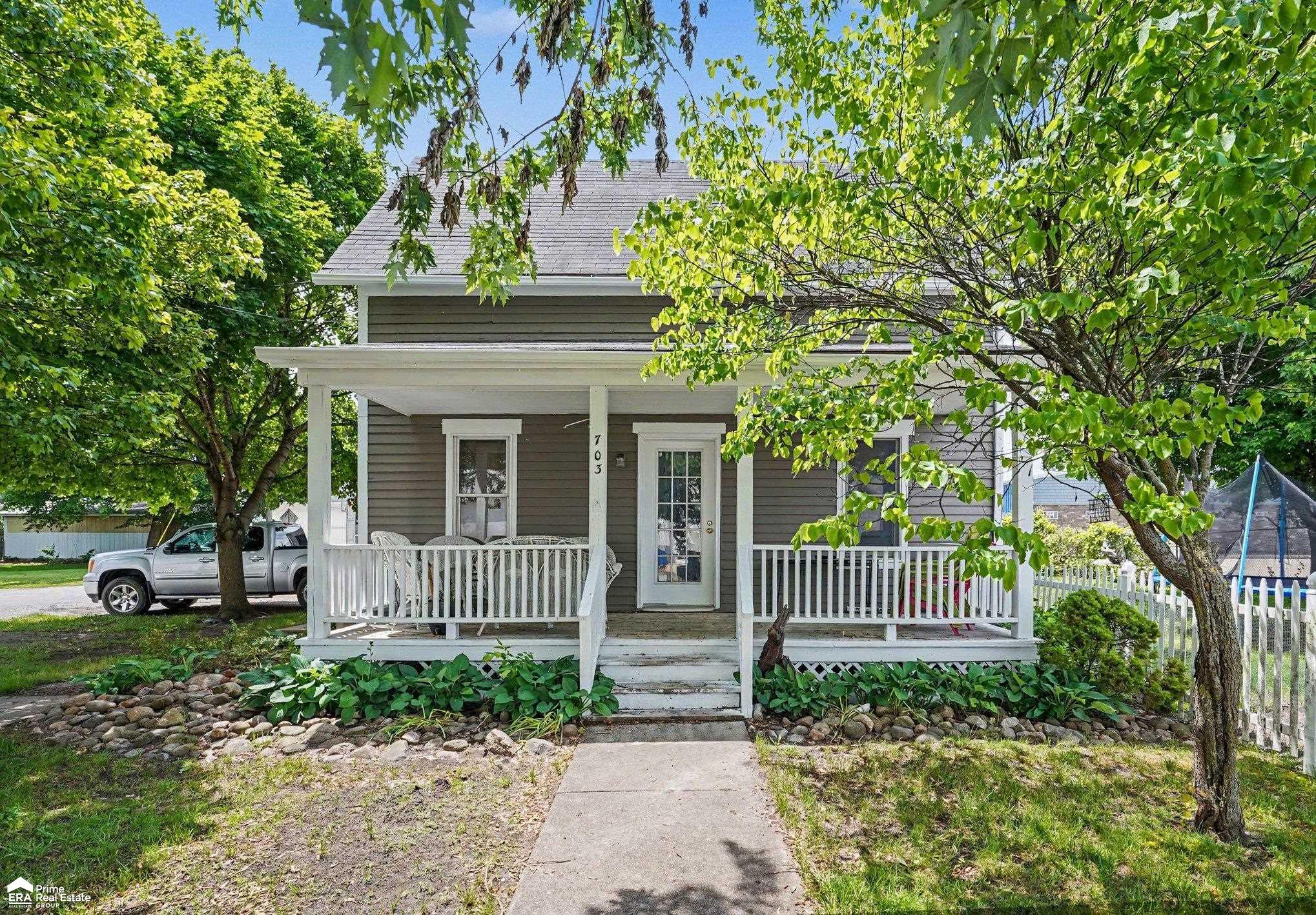 703 Brady Street Property Photo 1
