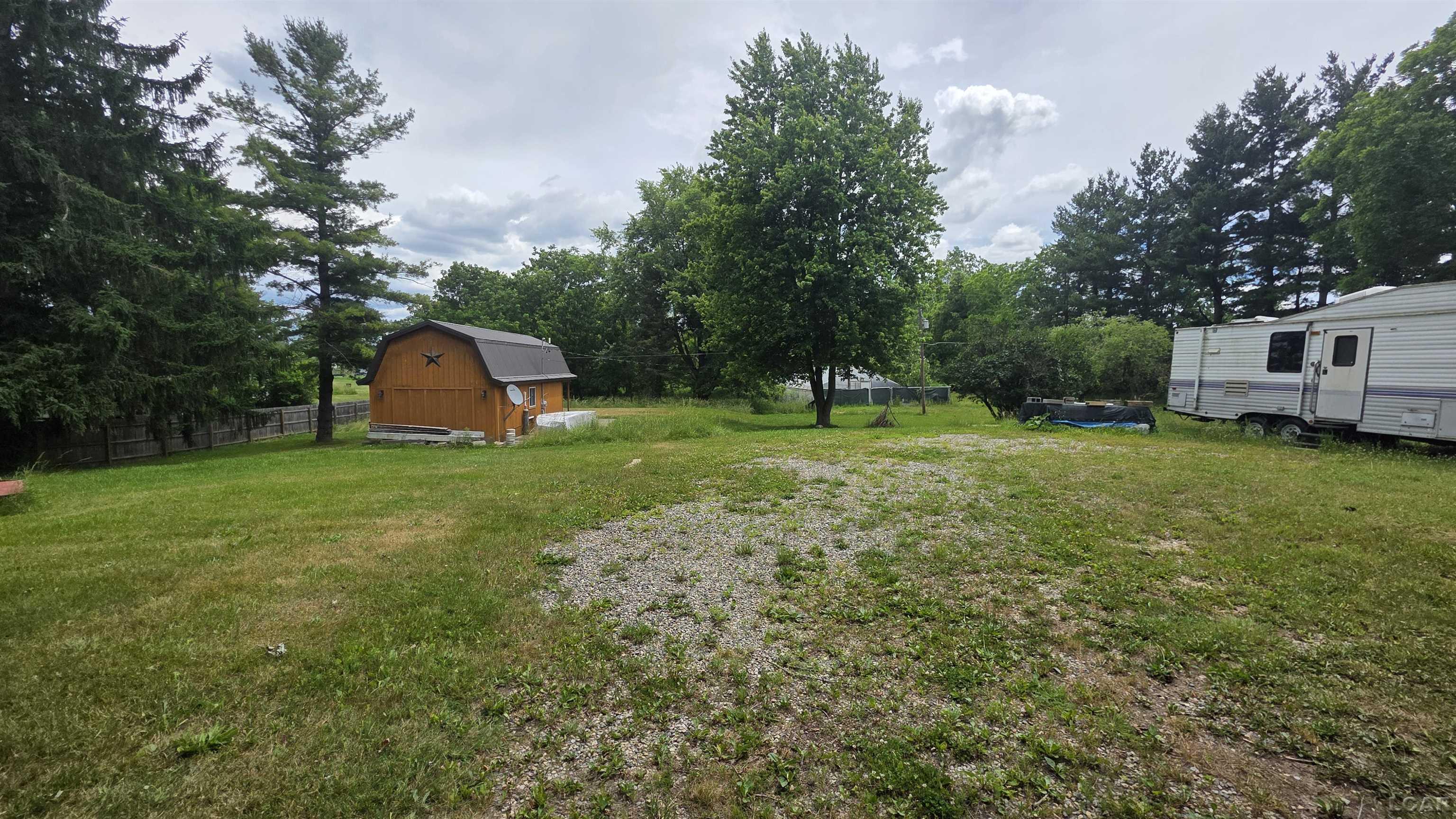 6591 S Tripp Road Property Photo 4