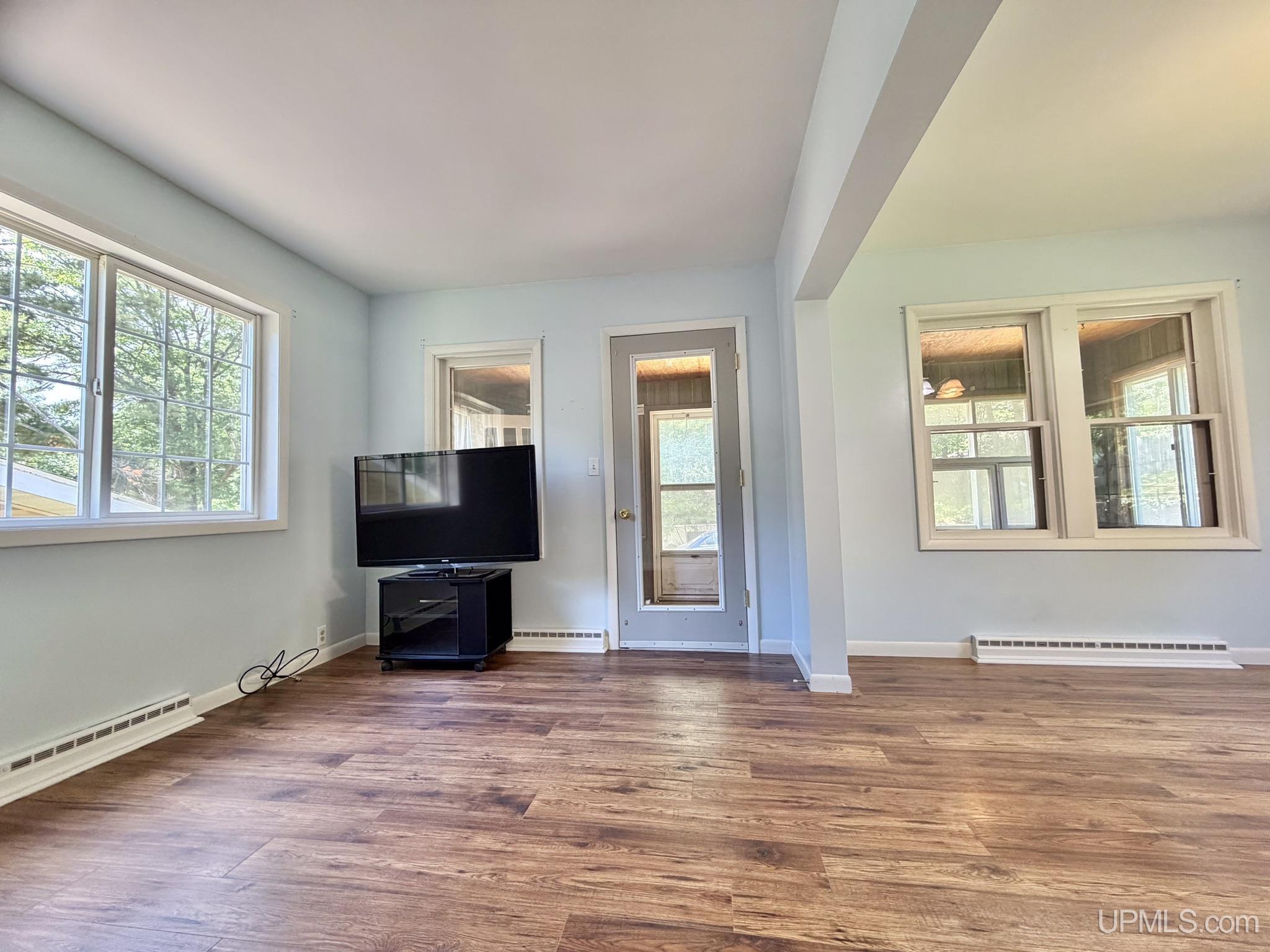 829 Edsel Street Property Photo 2