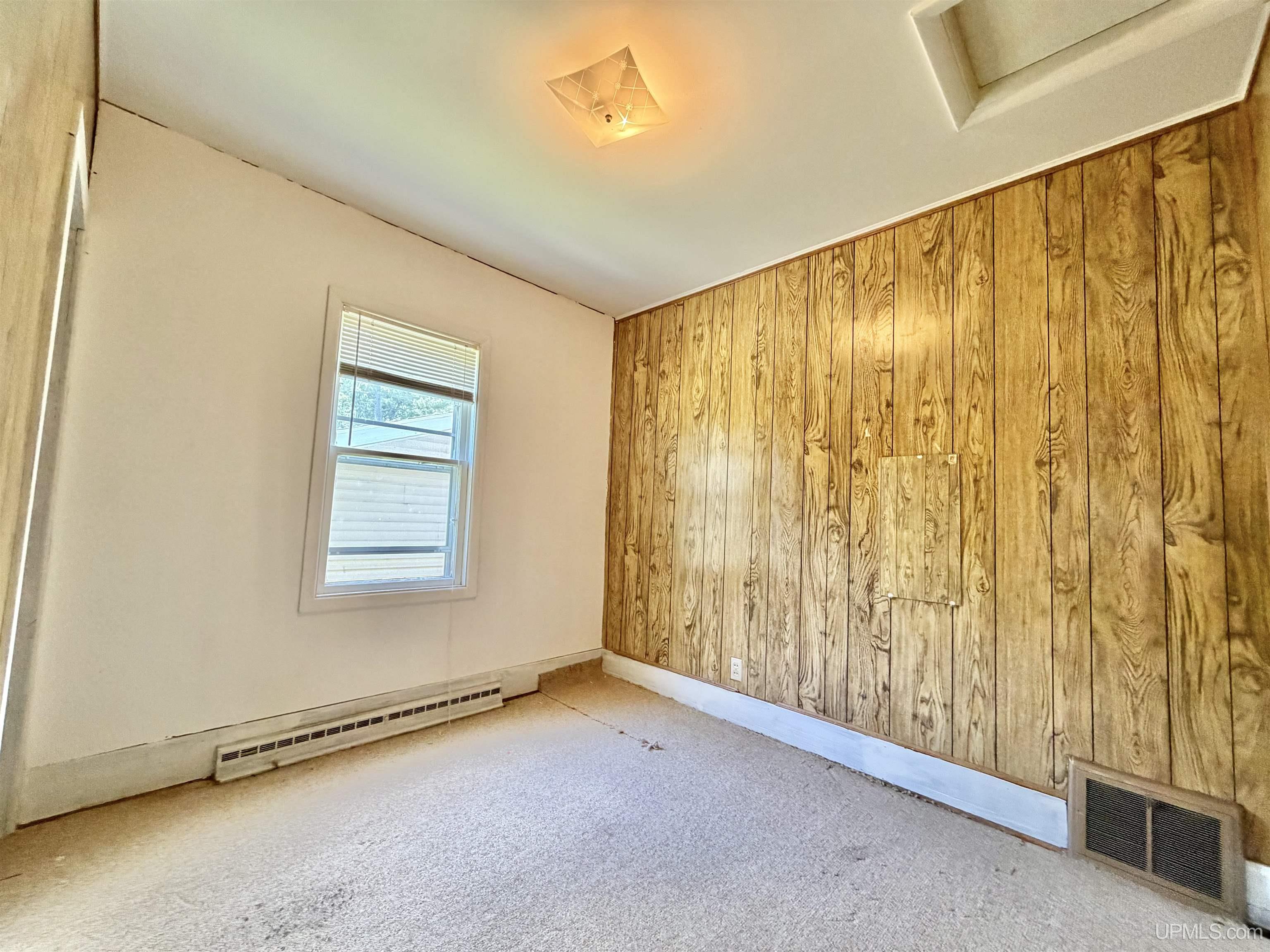 829 Edsel Street Property Photo 12