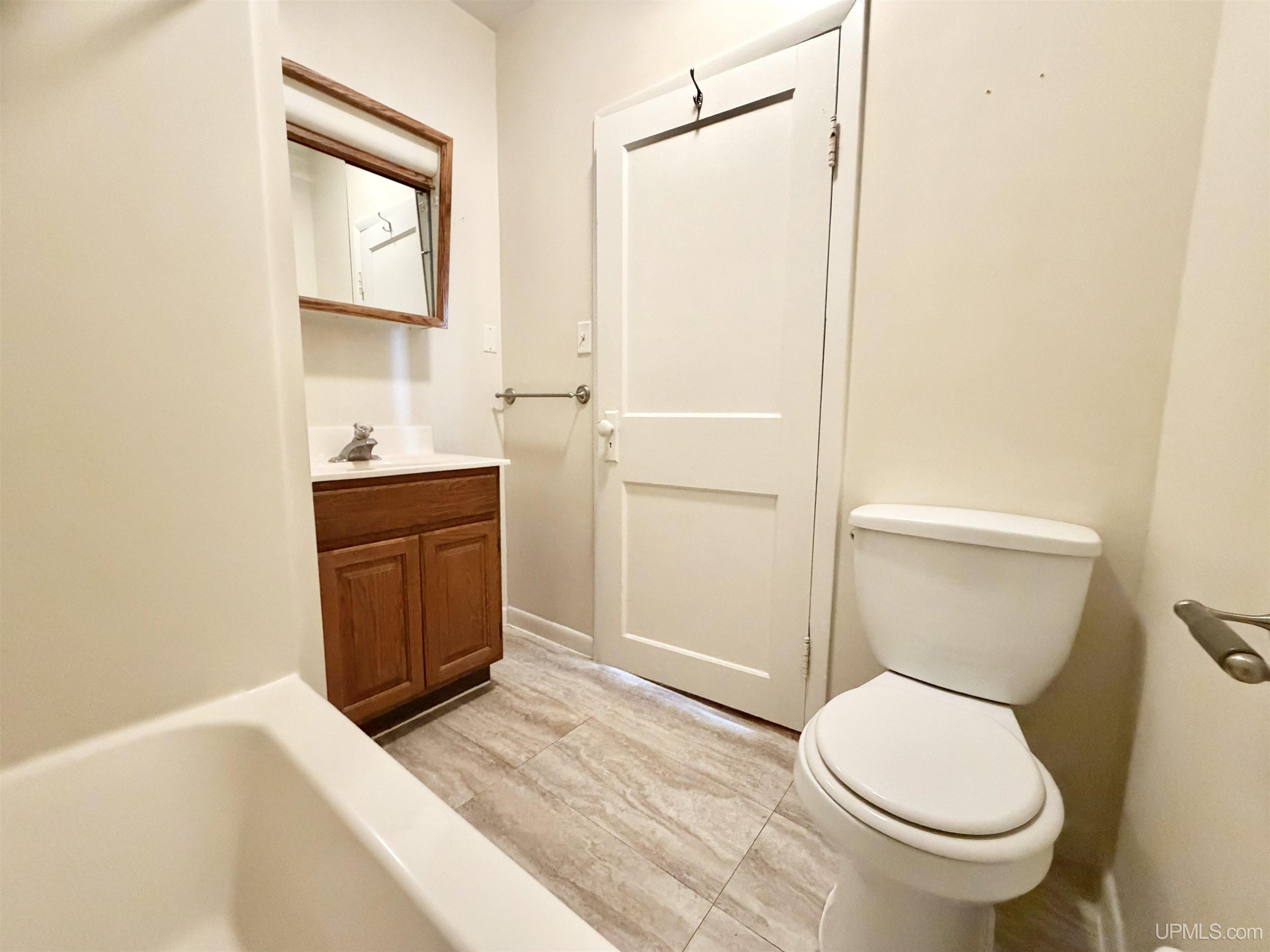 829 Edsel Street Property Photo 13