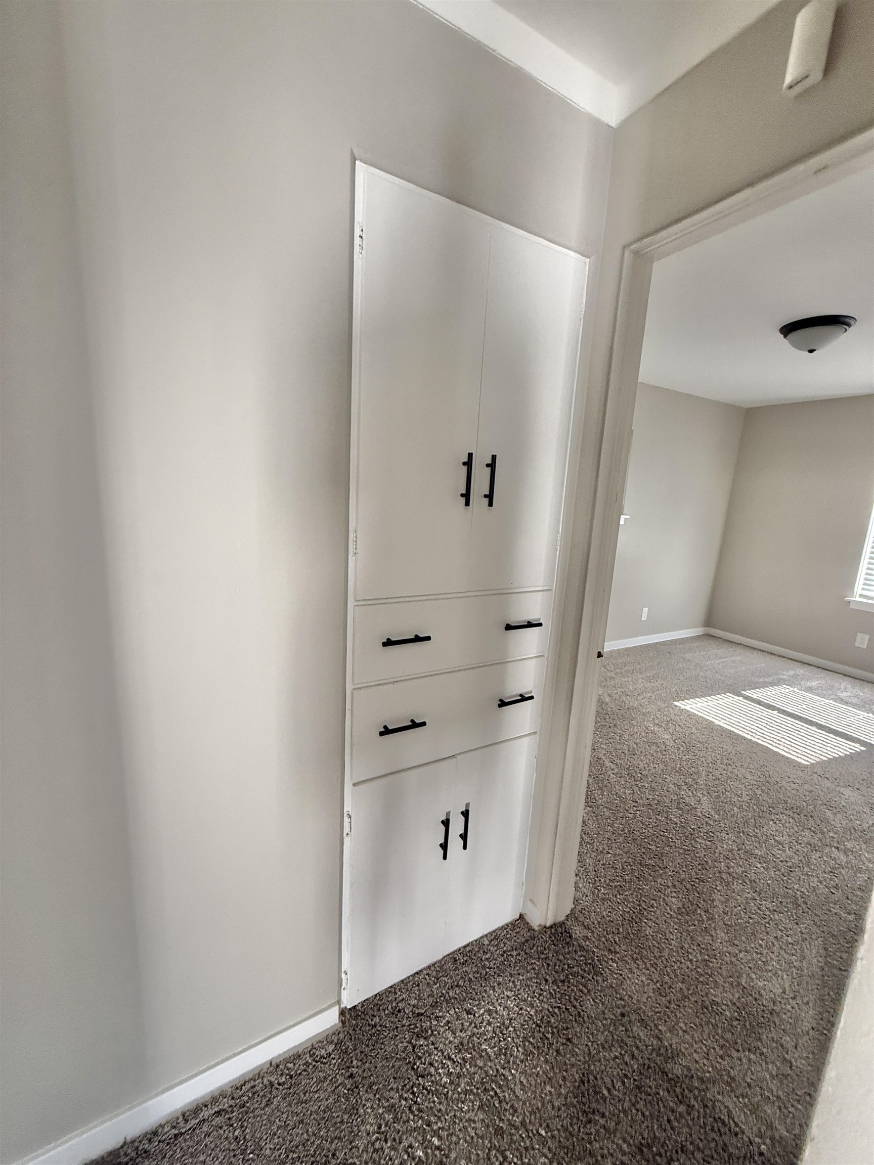 108 S Monroe Street Property Photo 13
