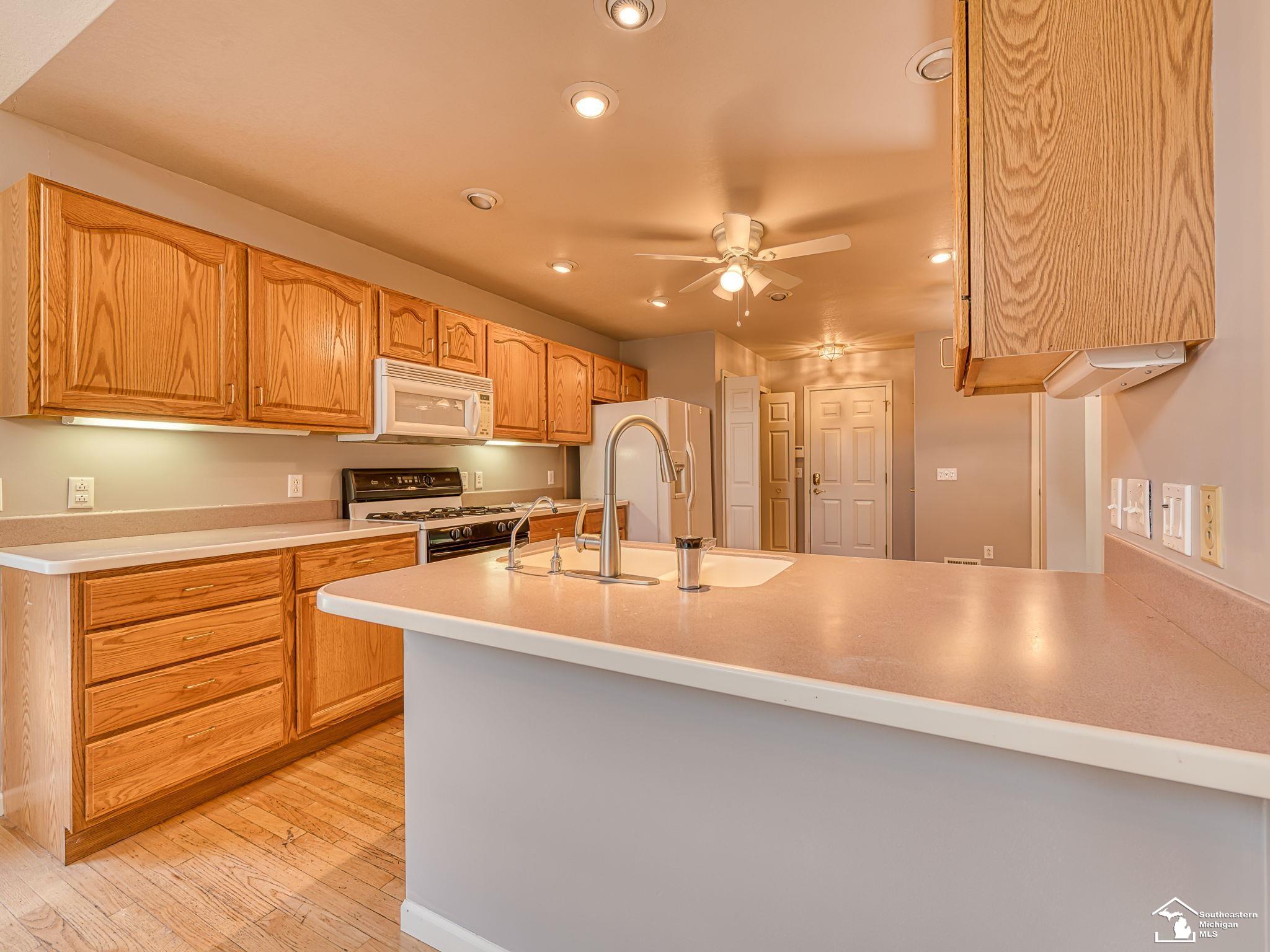 1626 Spruce Court Property Photo 8