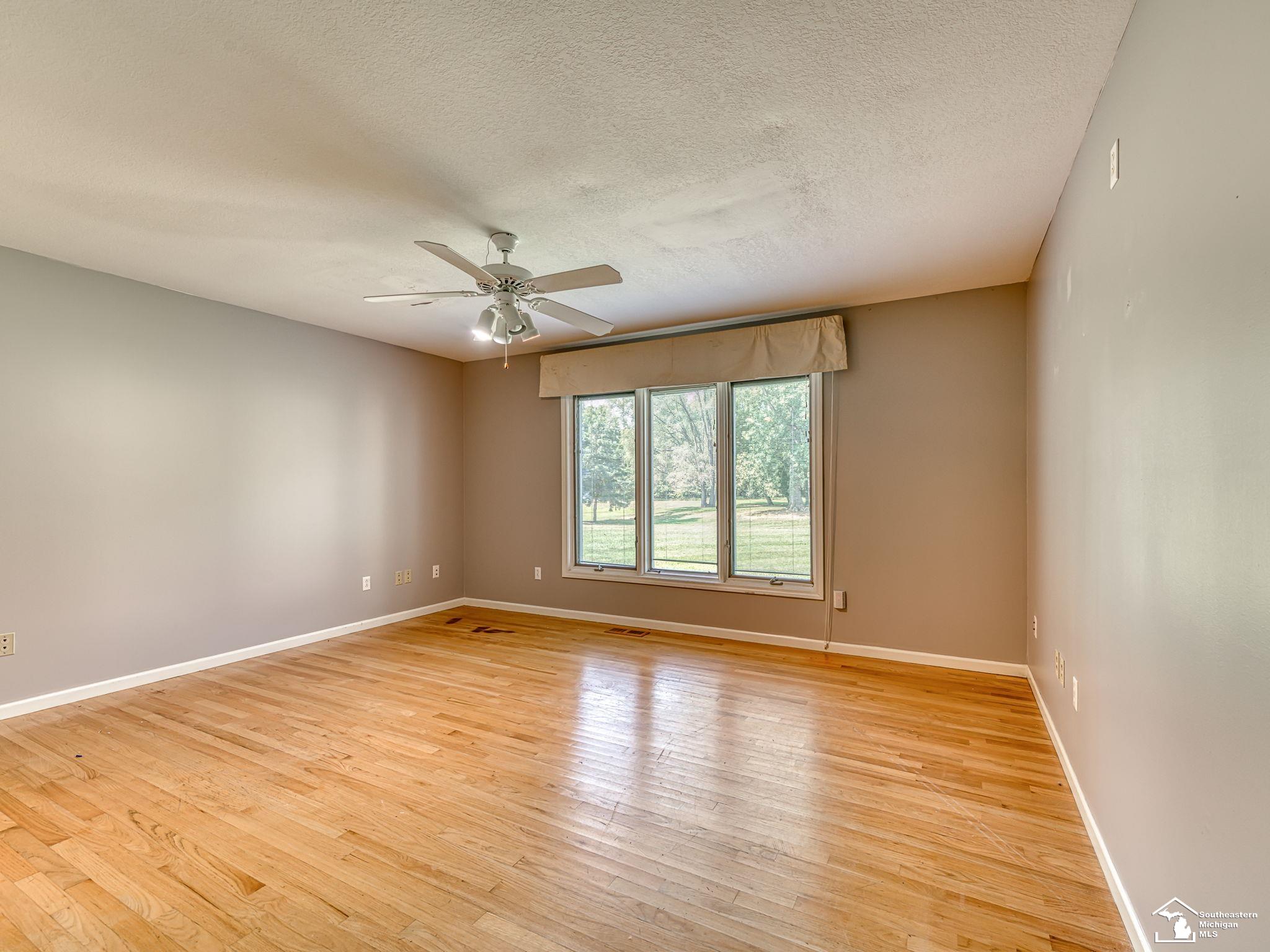 1626 Spruce Court Property Photo 16