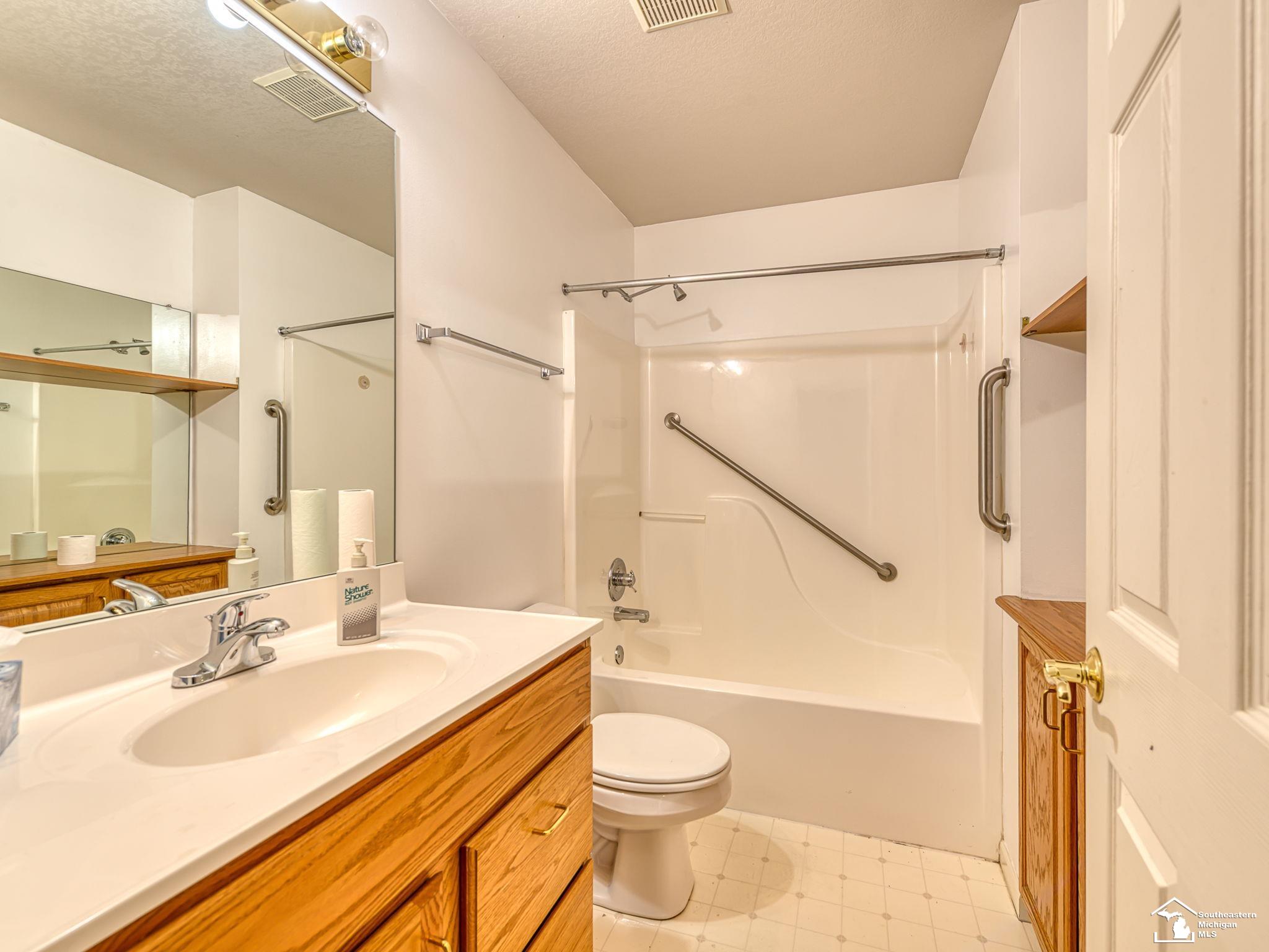 1626 Spruce Court Property Photo 21