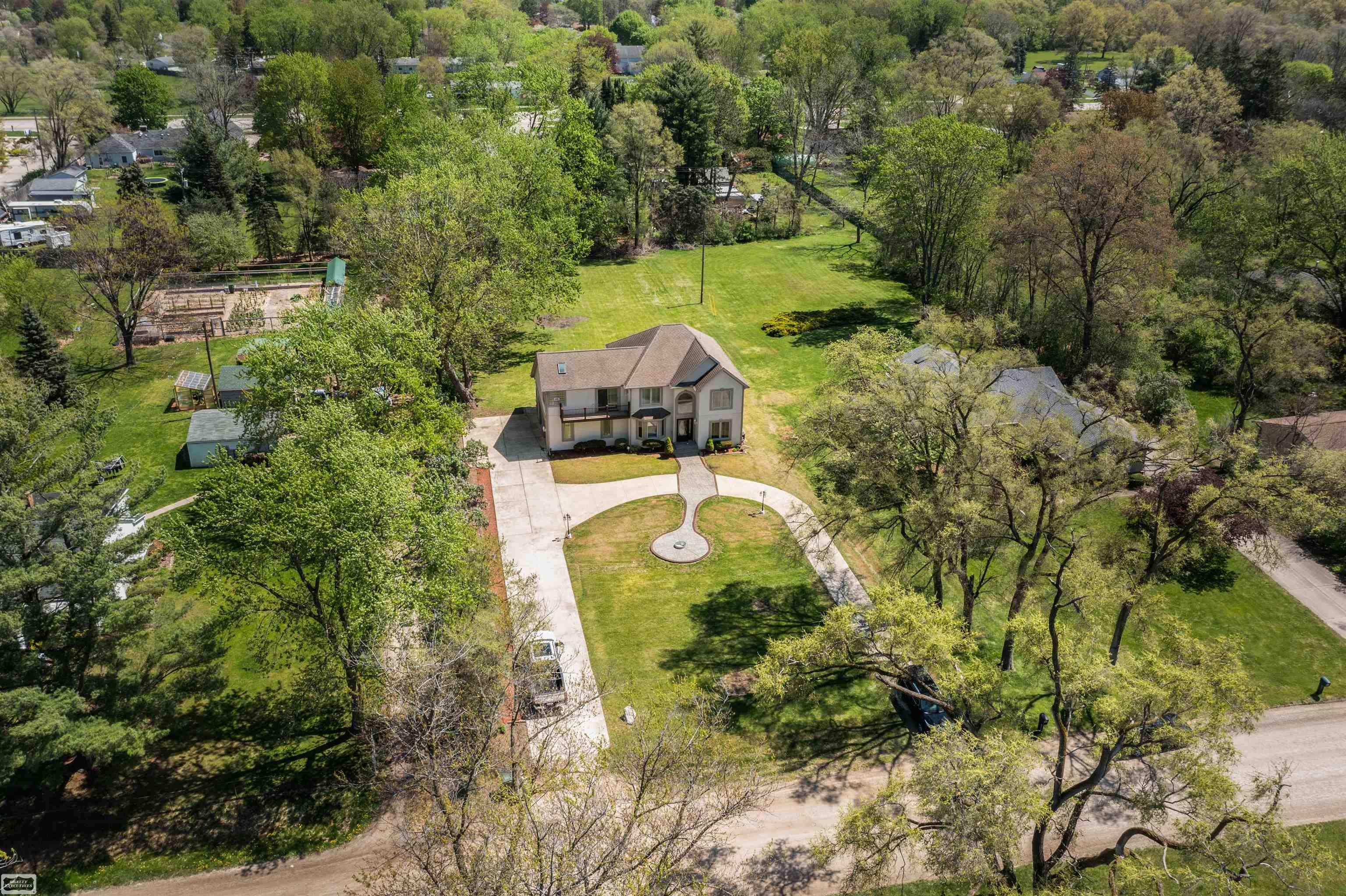 3129 Bendelow Road Property Photo 4
