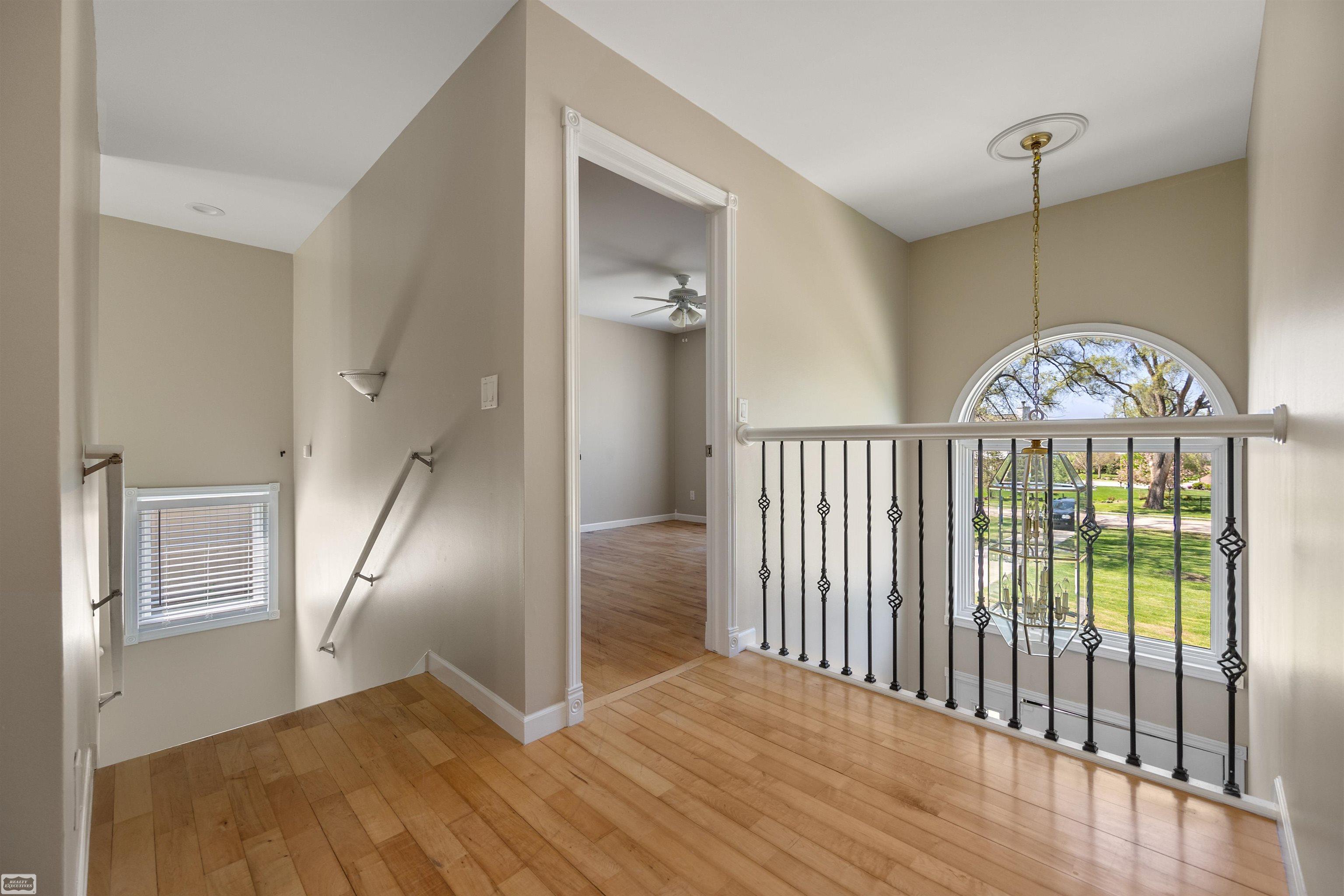 3129 Bendelow Road Property Photo 24