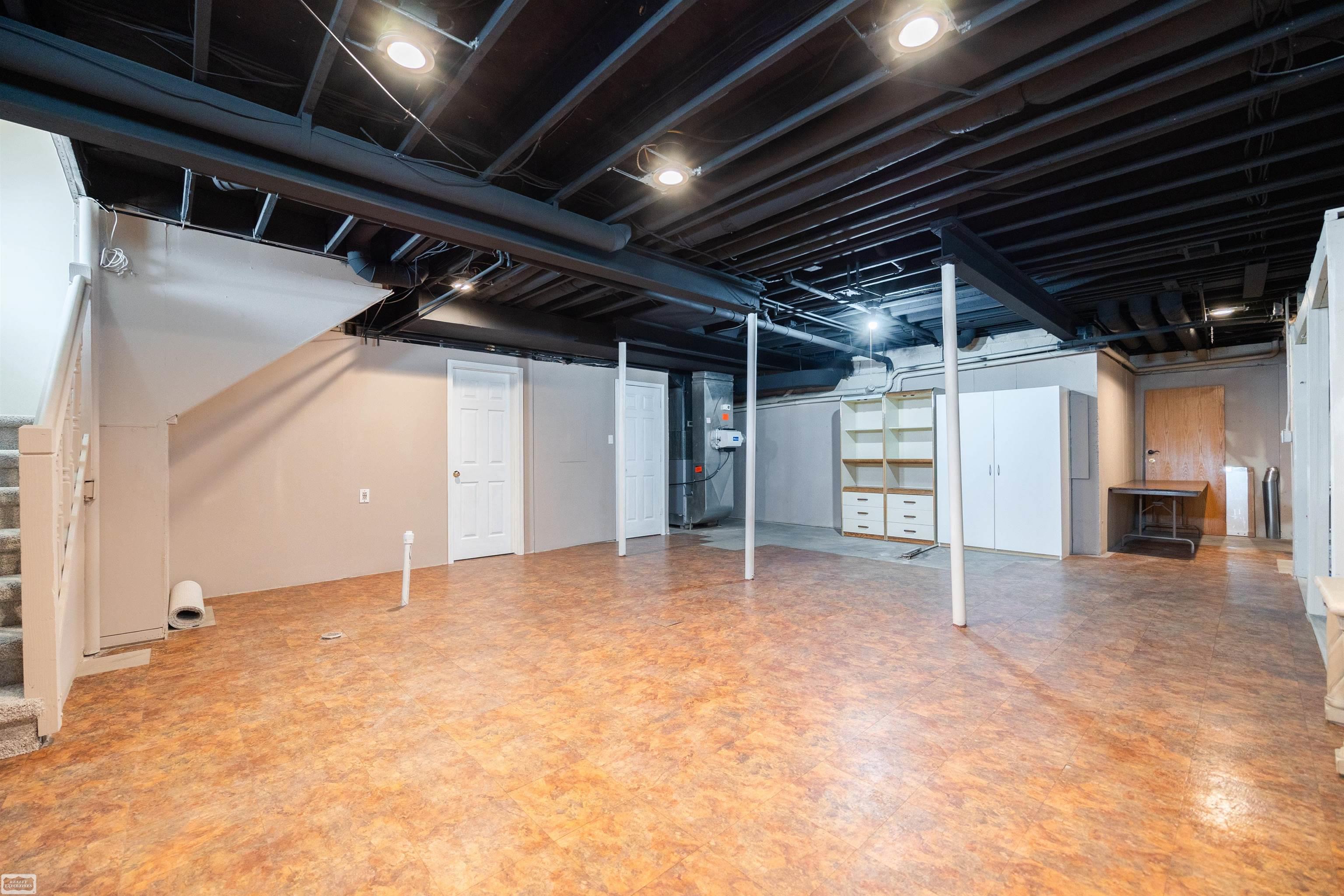 3129 Bendelow Road Property Photo 28