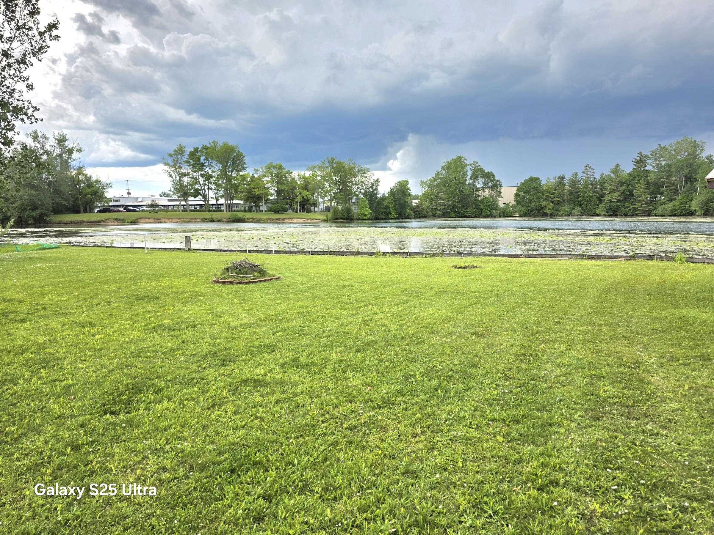 101 Riverside Drive Property Photo 3