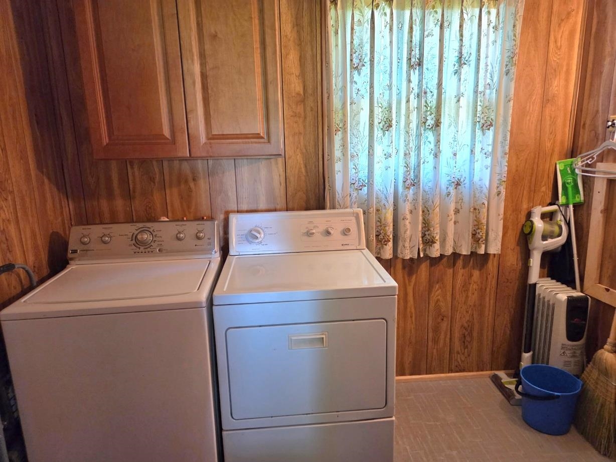 101 Riverside Drive Property Photo 27