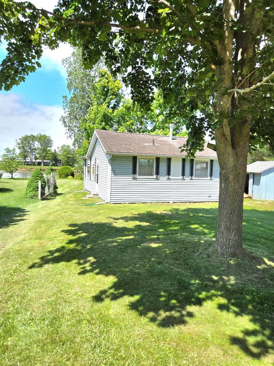 101 Riverside Drive Property Photo 31