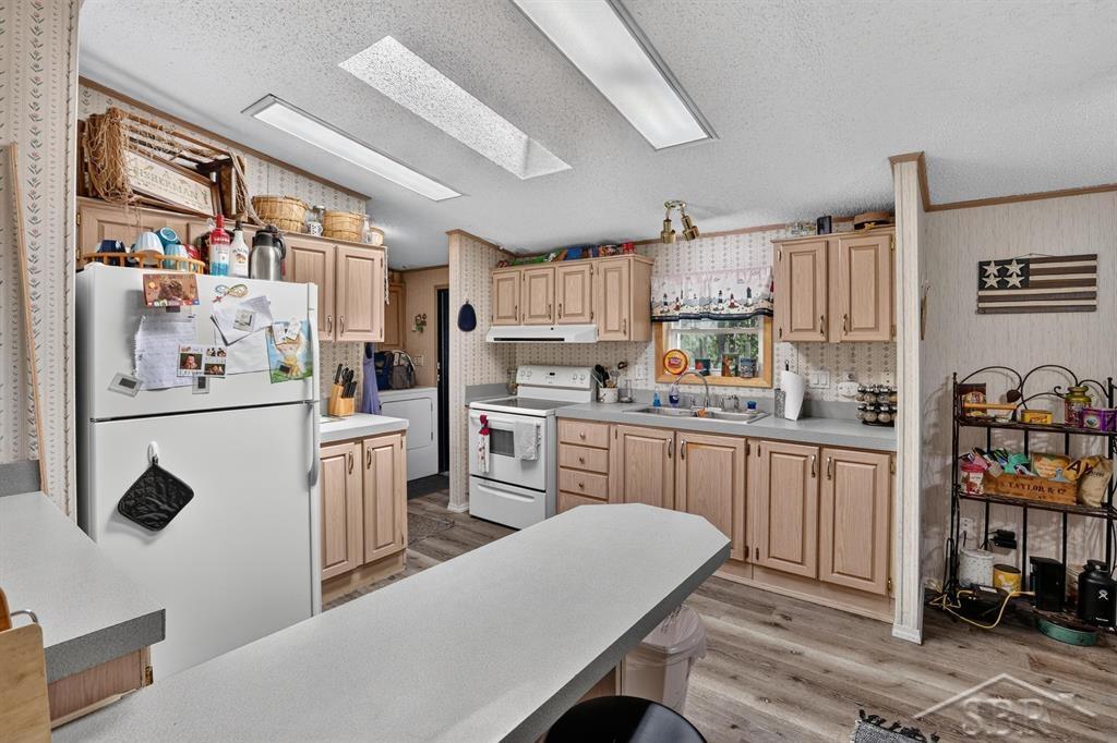 7059 Chain Lake Drive Property Photo 18