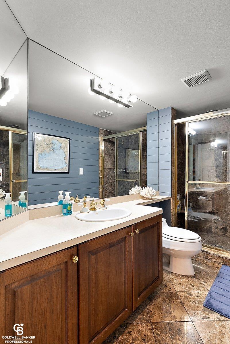 26031 Harbour Pointe Dr N Drive Property Photo 49