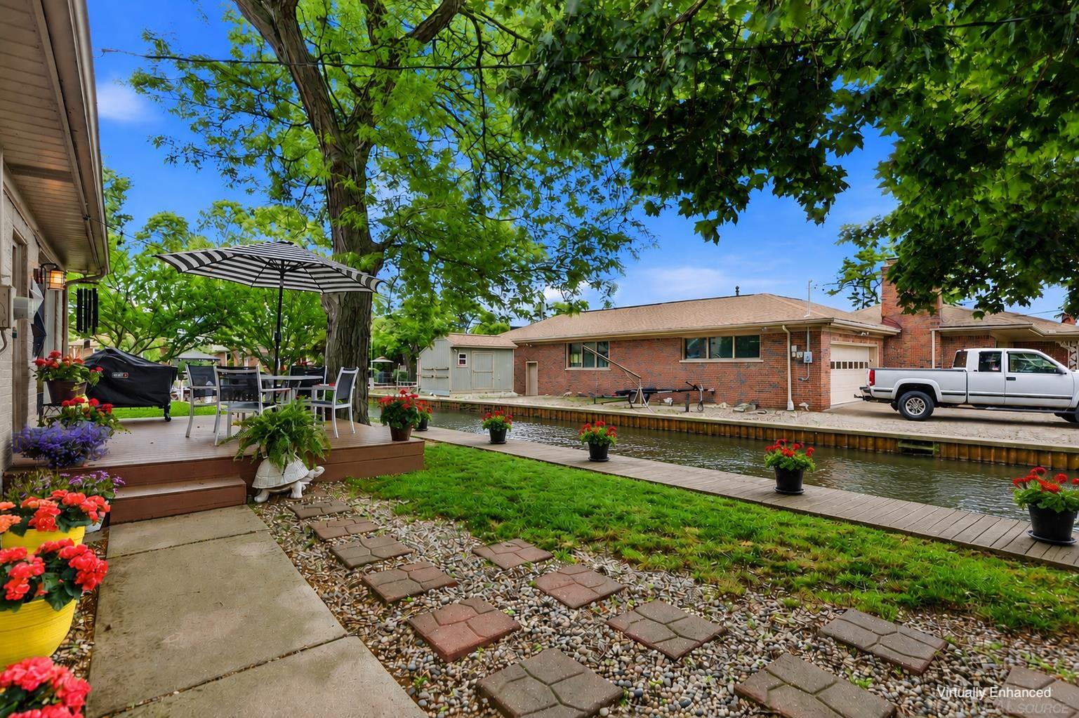 26360 Jefferson Avenue Property Photo 24