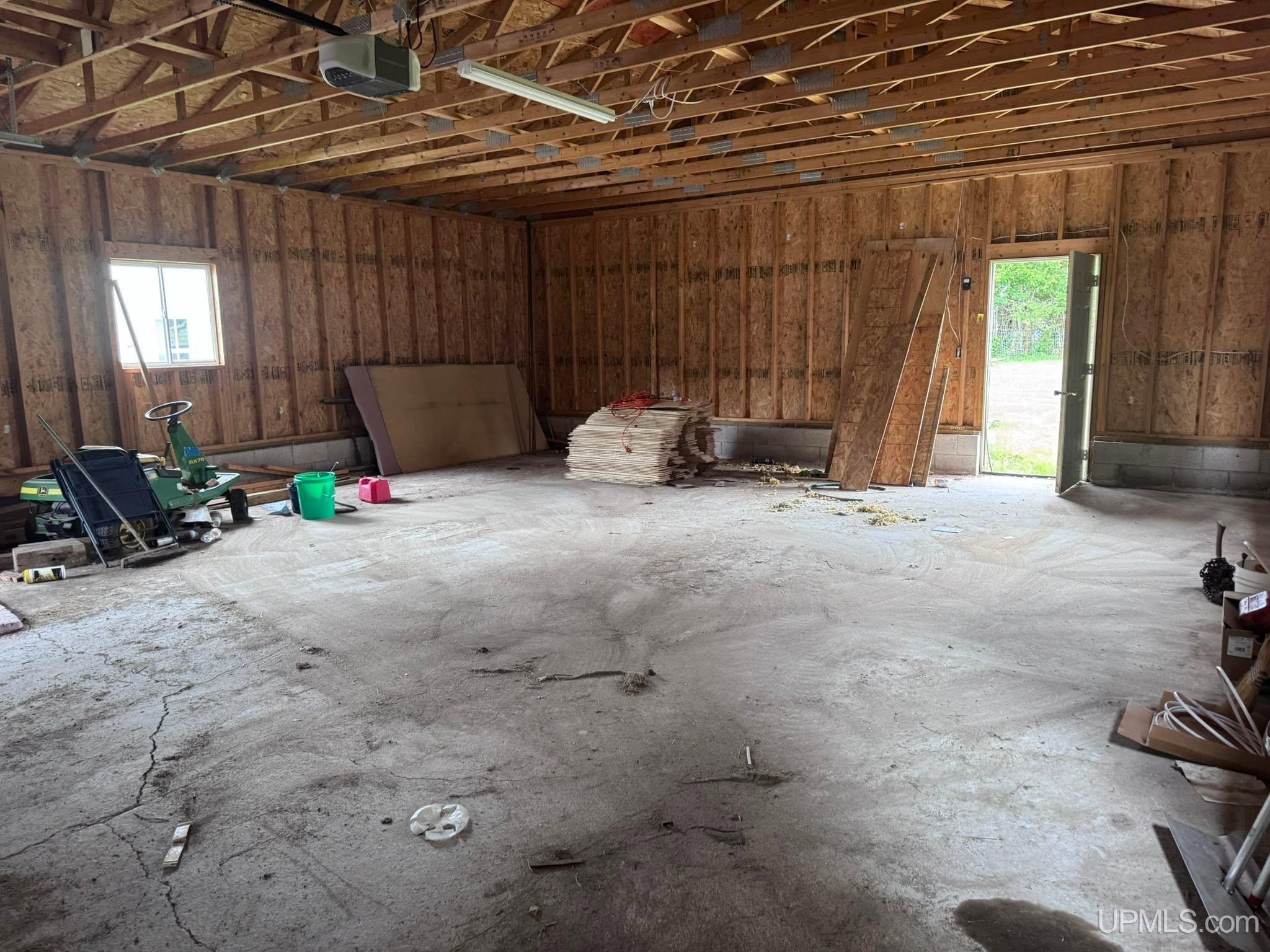 641 Kloman Avenue Property Photo 24