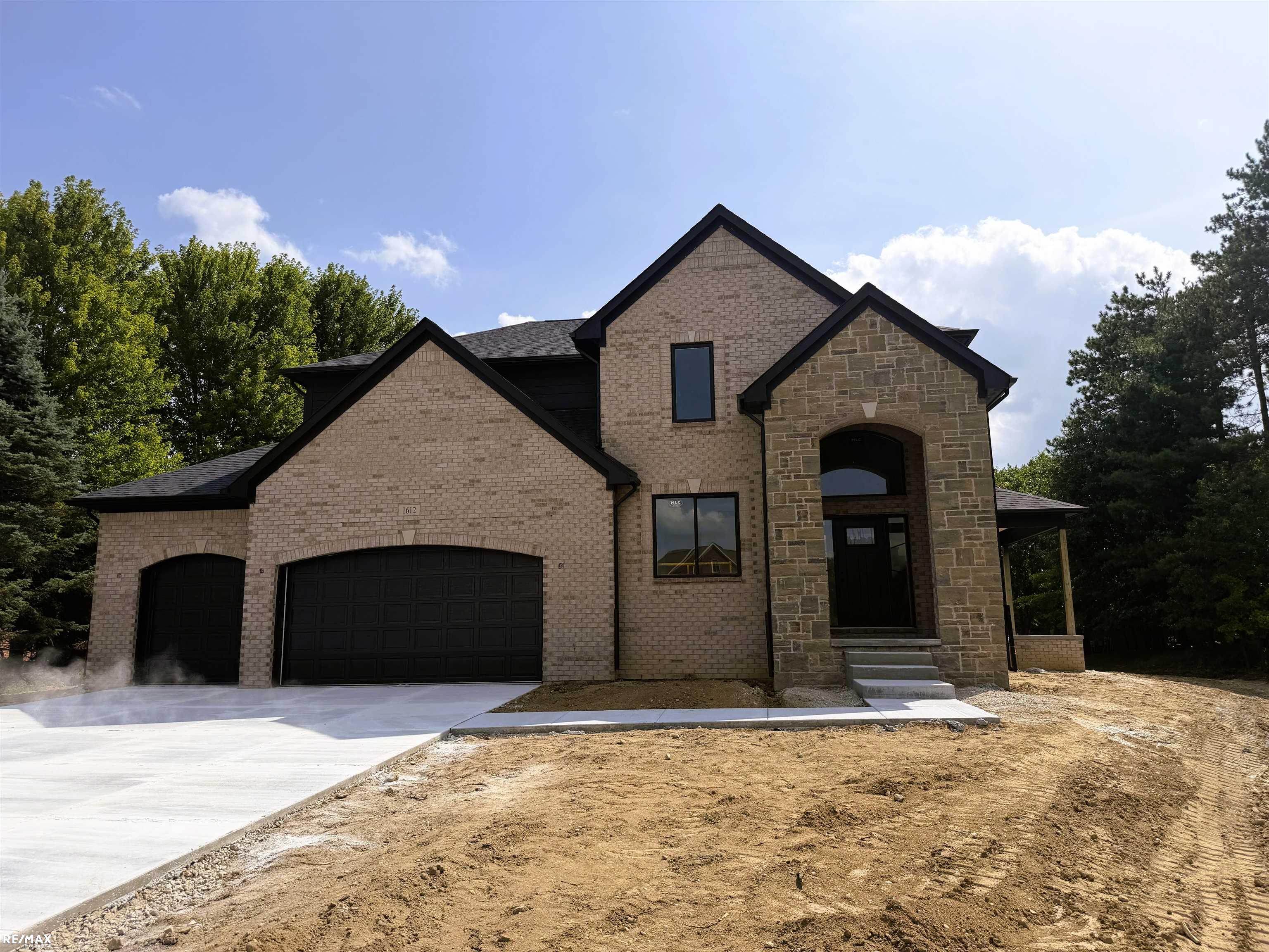 1612 Royal Birkdale Drive Property Photo 1