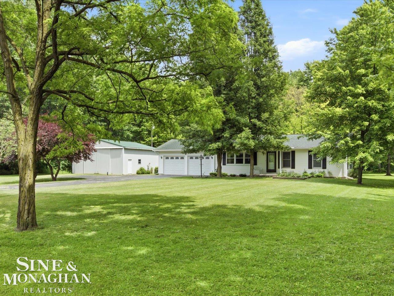 9211 Folkert Road Property Photo 4
