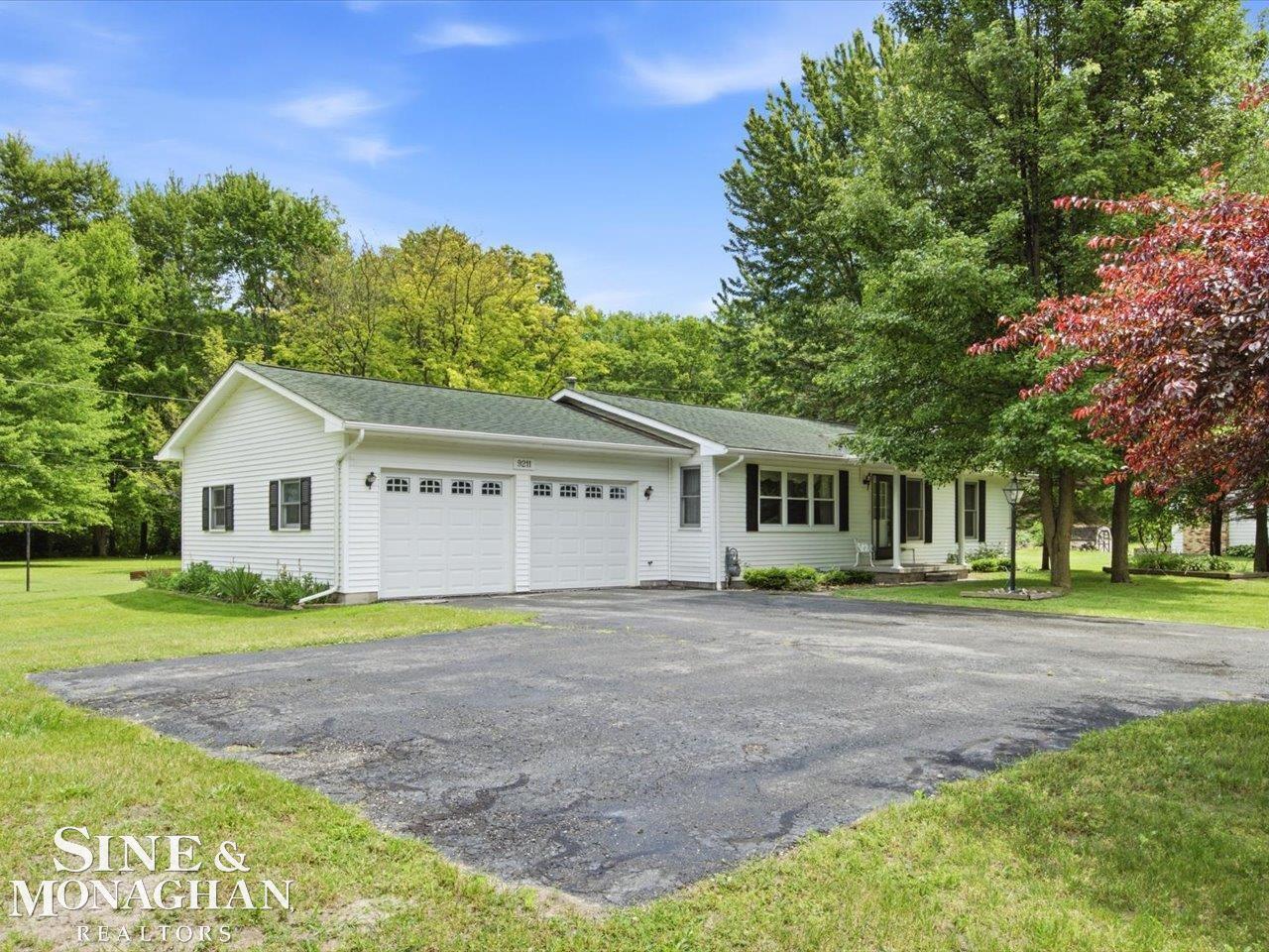 9211 Folkert Road Property Photo 5