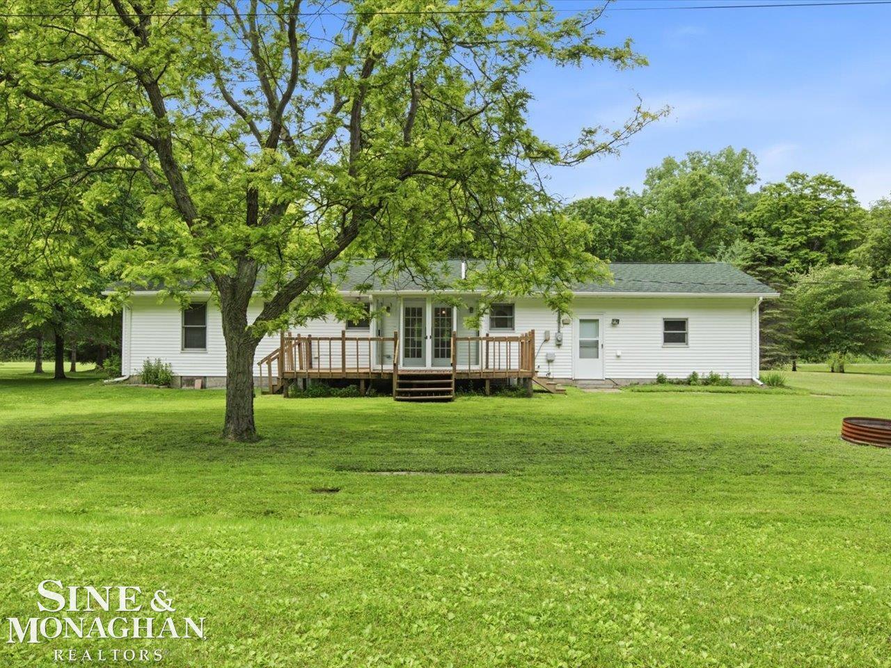 9211 Folkert Road Property Photo 7