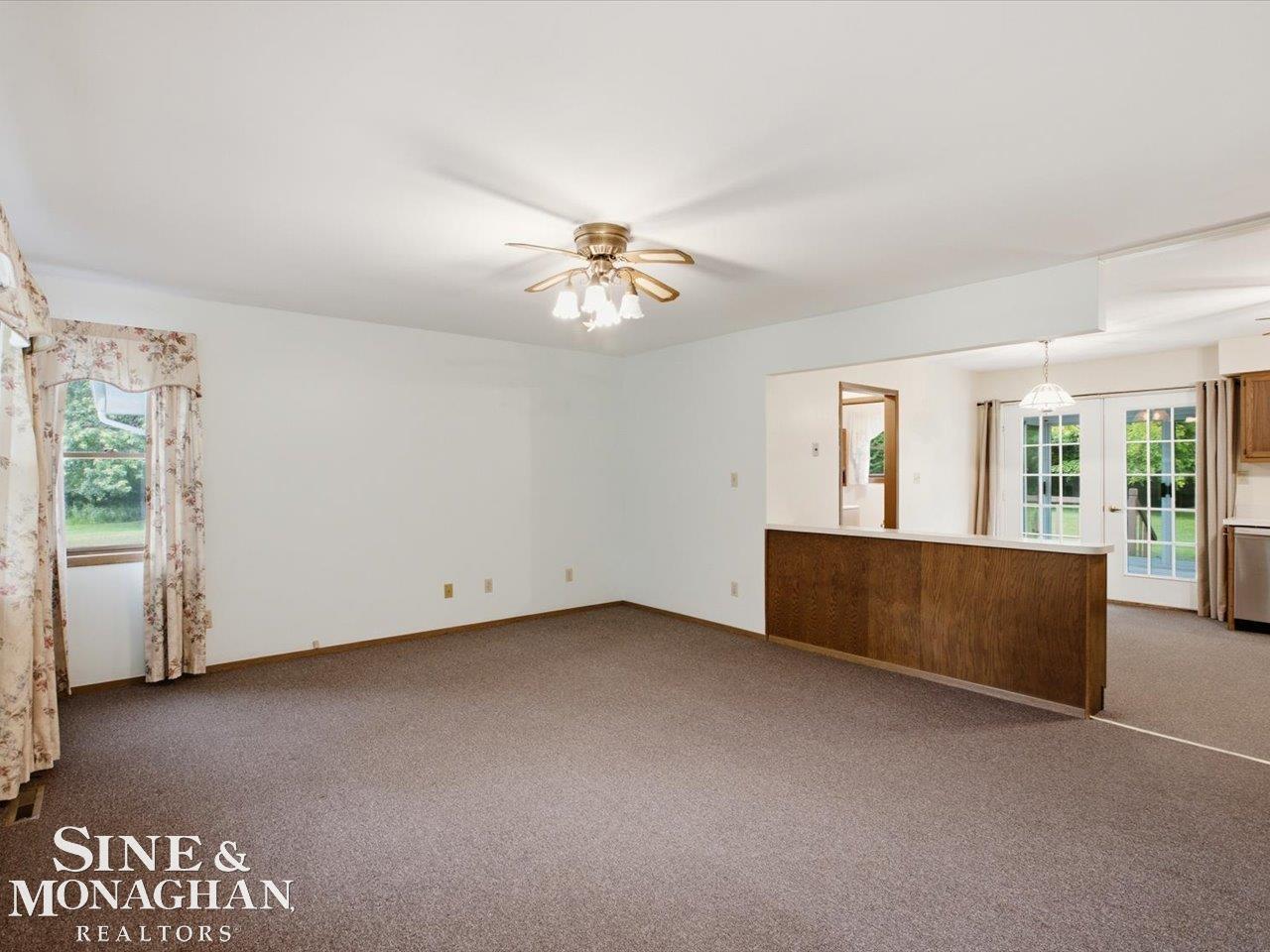 9211 Folkert Road Property Photo 16