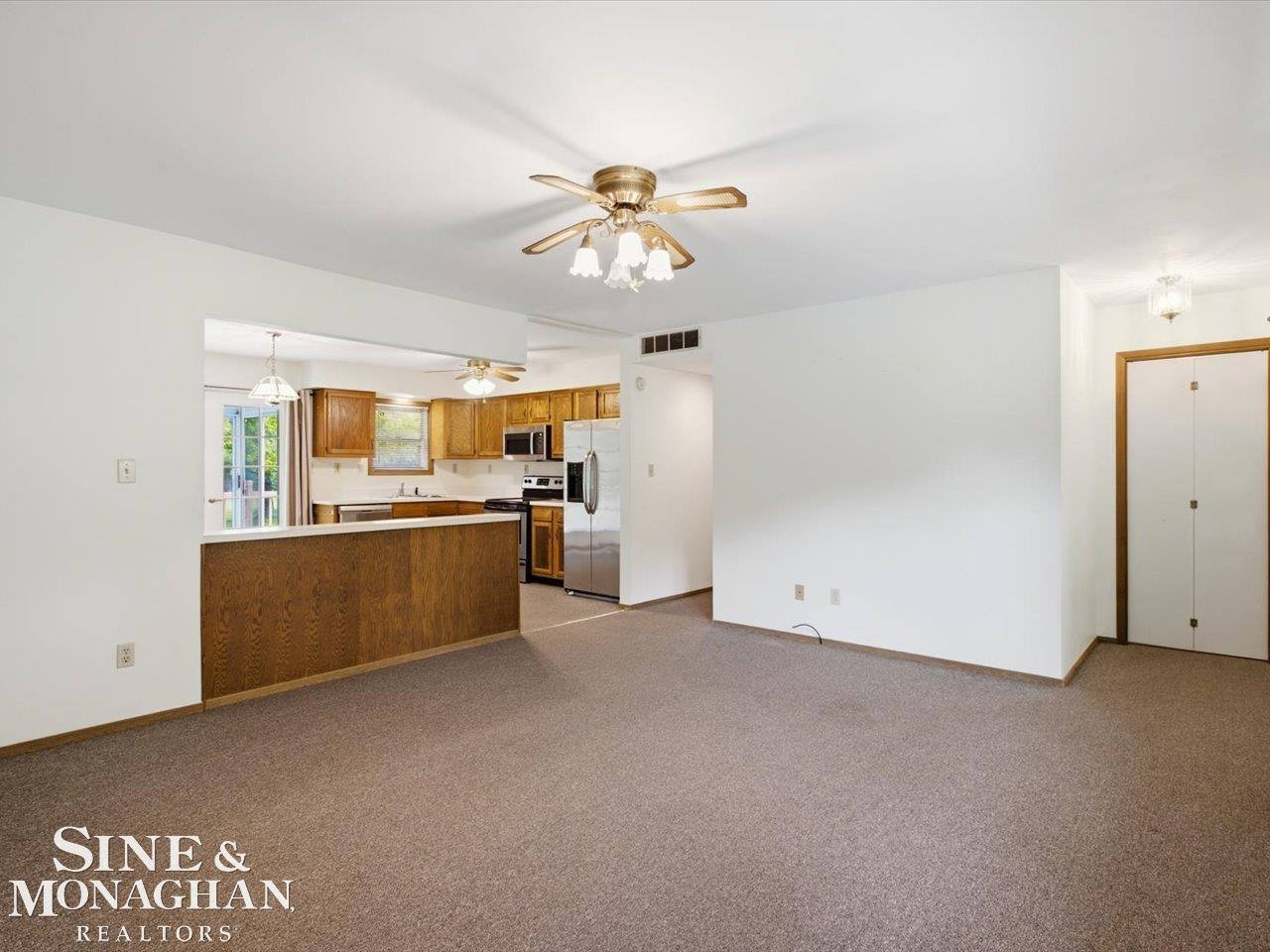 9211 Folkert Road Property Photo 17