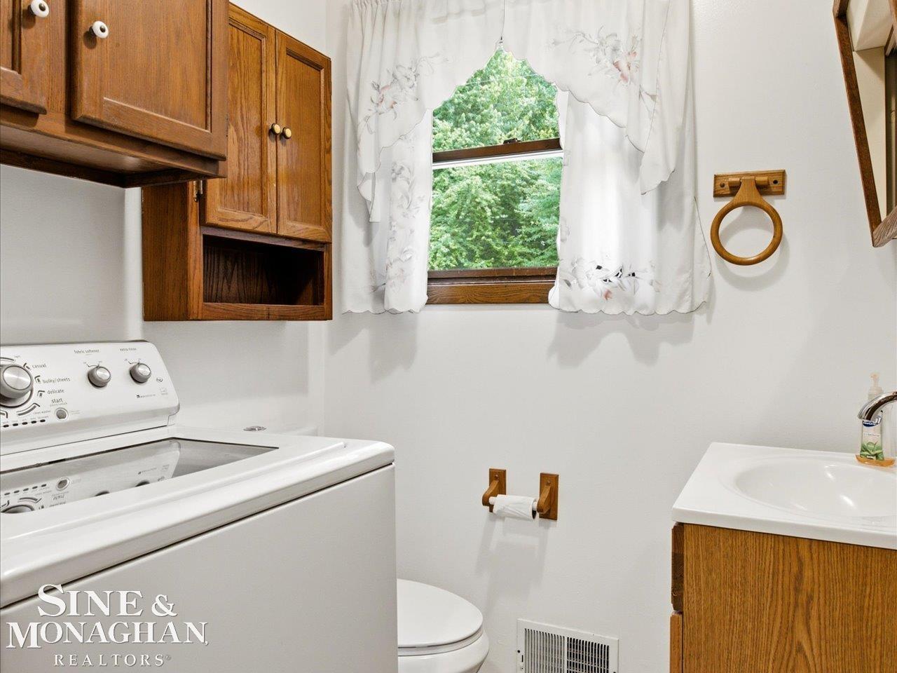 9211 Folkert Road Property Photo 34