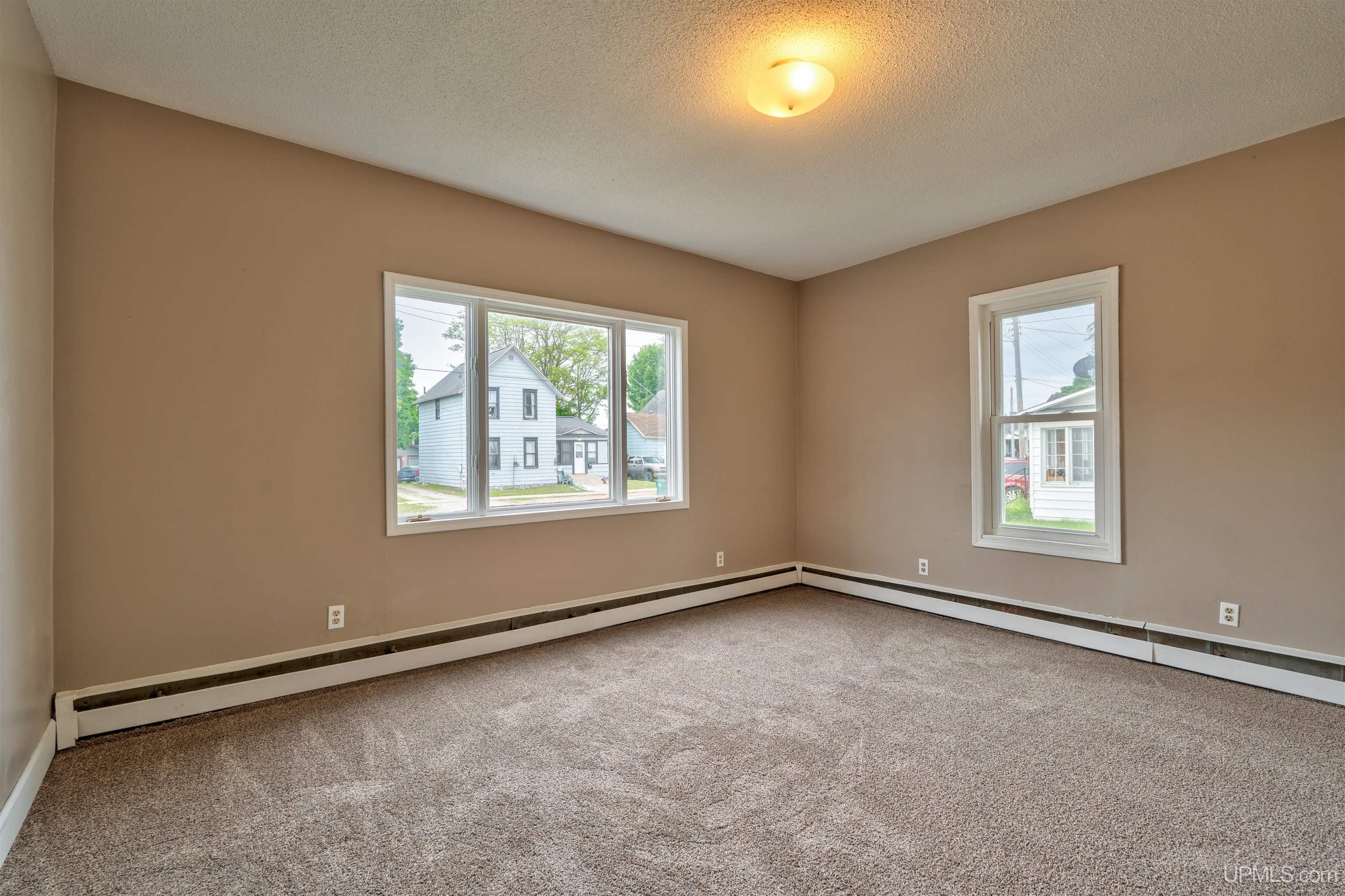 137 N Second Street Property Photo 7
